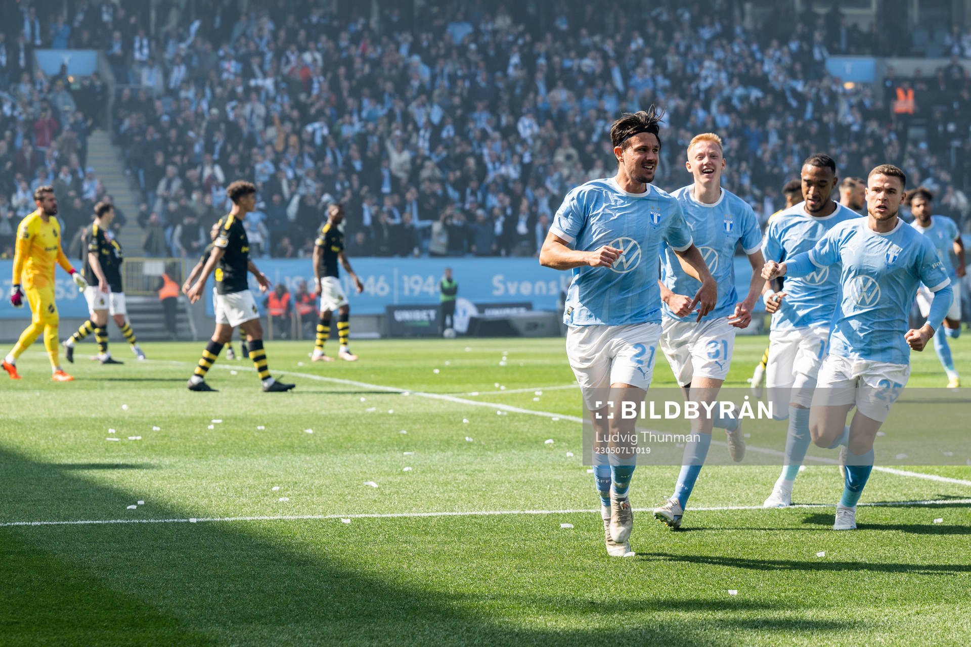 Malmö FFs Stefano Vecchia jublar