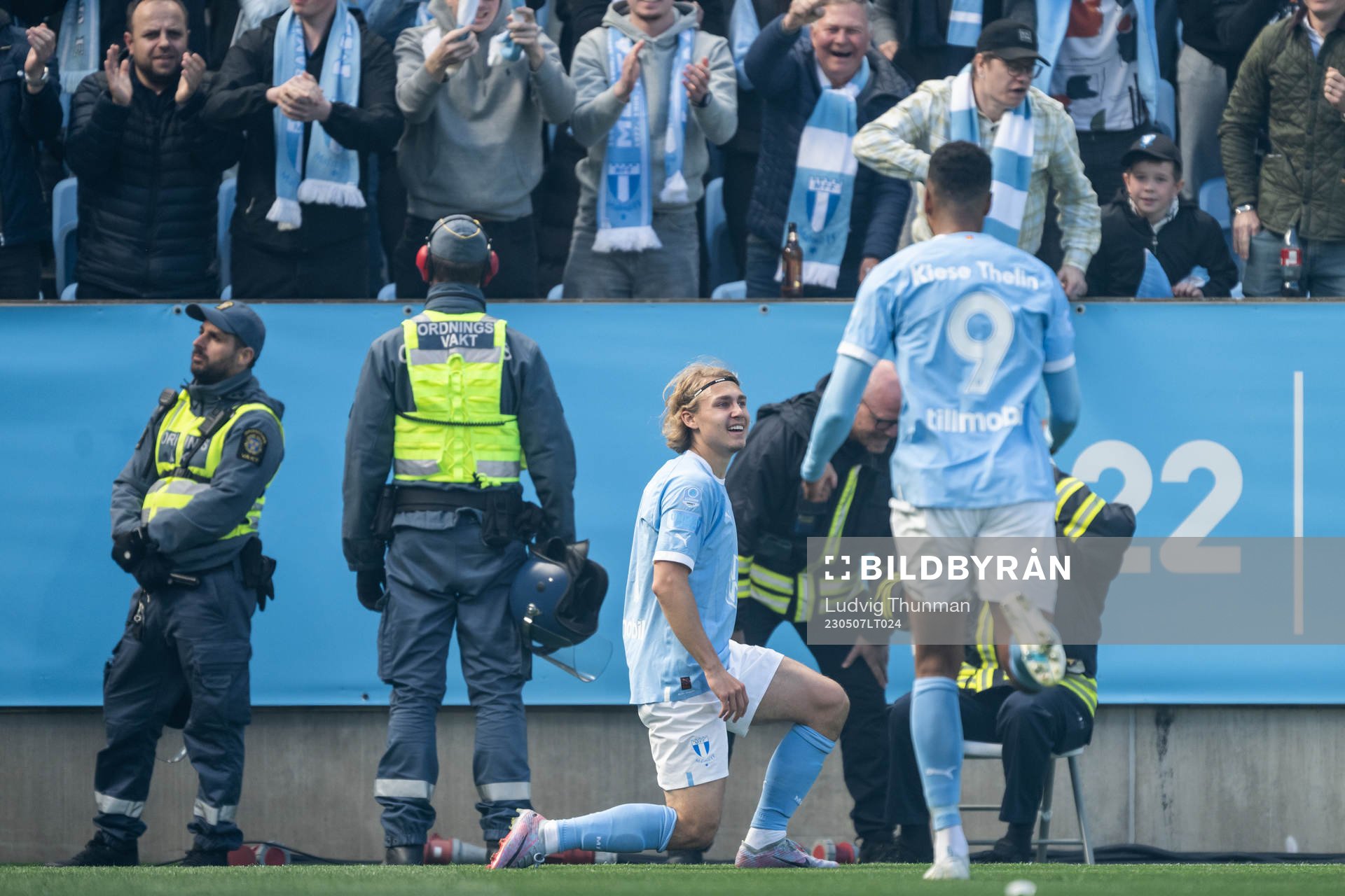 Malmö FFs Hugo Larsson jublar