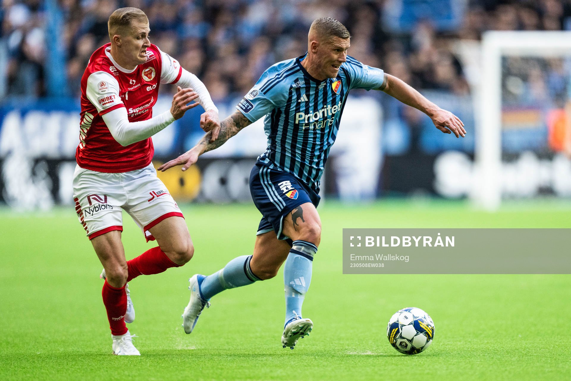 Kalmars David Kristjan Olafsson och Djurgårdens Victor