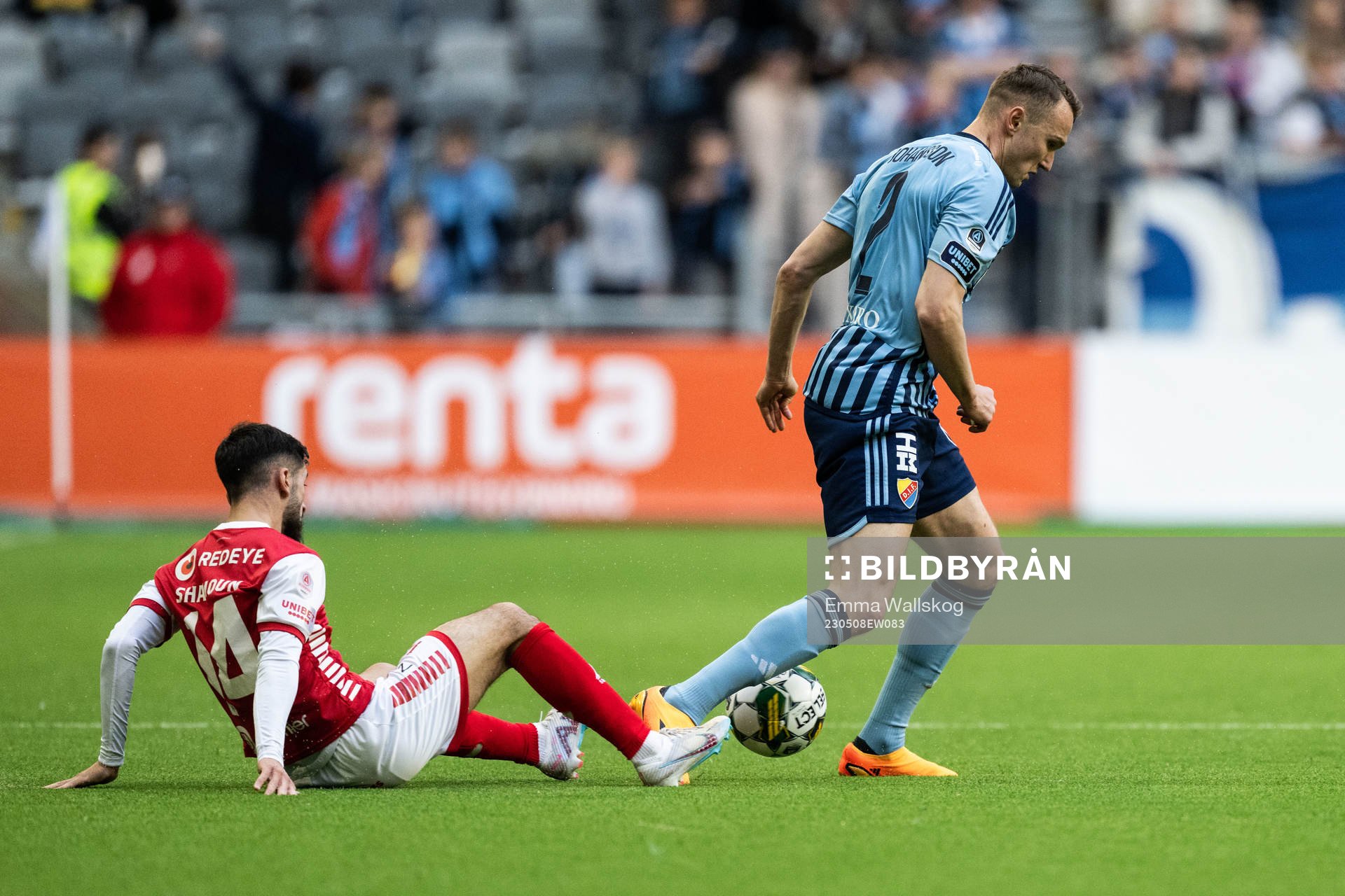 Kalmars Noah Shamoun och Djurgårdens Piotr Johansson
