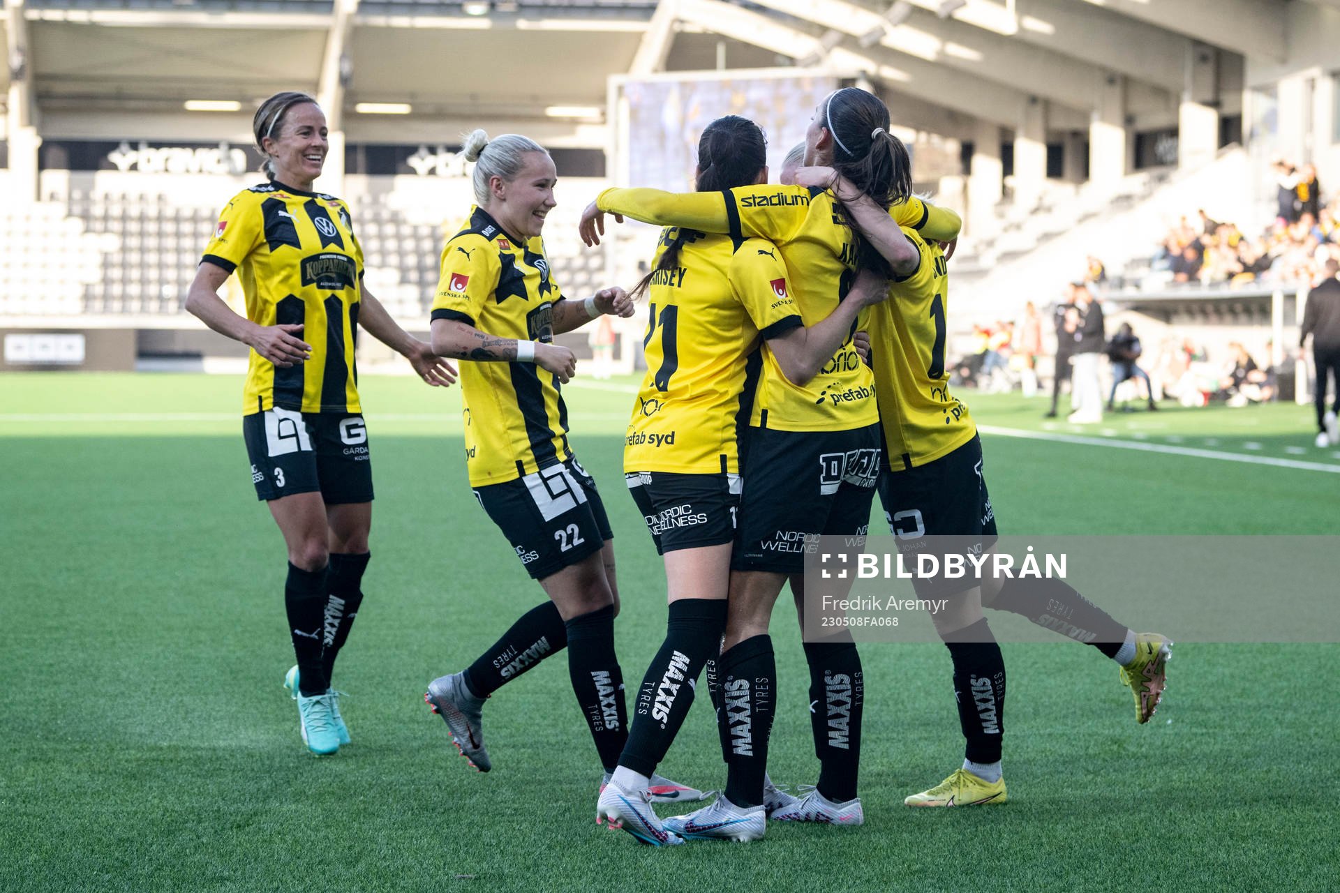 Häckens Aivi Luik , Marika Bergman Lundin, Clarissa