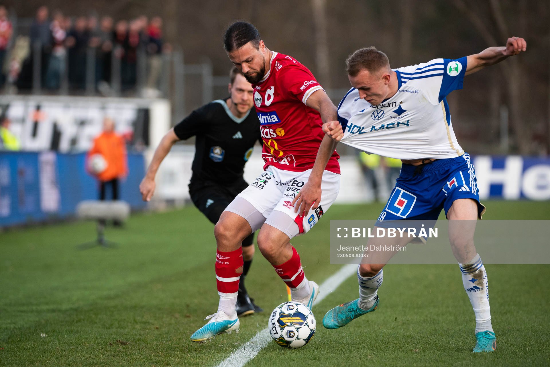 under fotbollsmatchen i Allsvenskan mellan Degerfors och