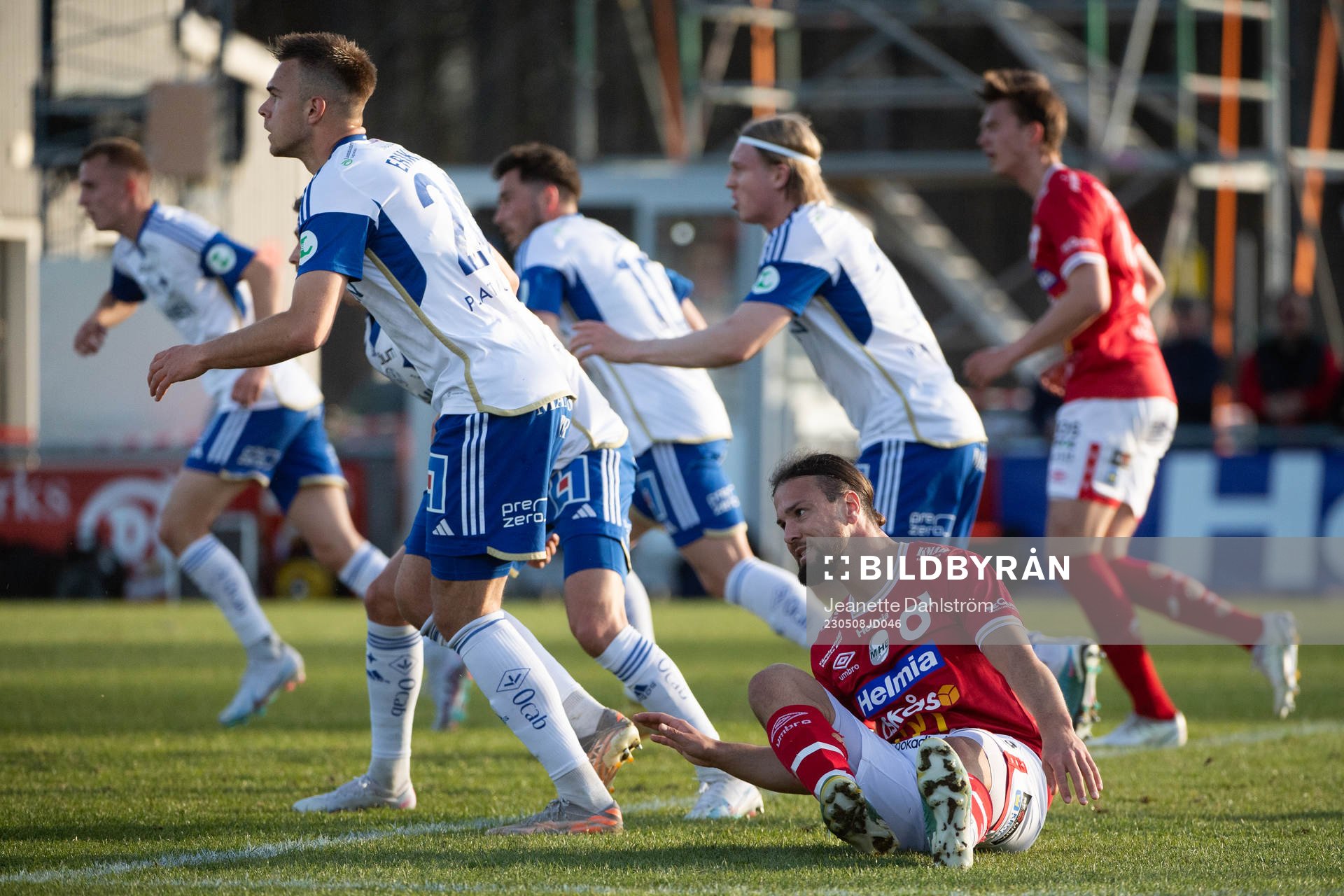IFK Norrköpings Anton Eriksson och Degerfors Abdelkarim
