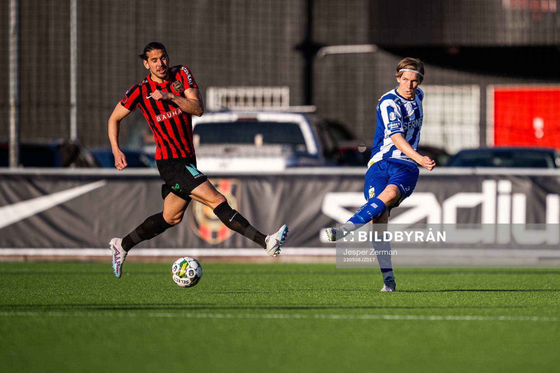 Brommapojkarnas Nikola Vasic och IFK Göteborgs Johan