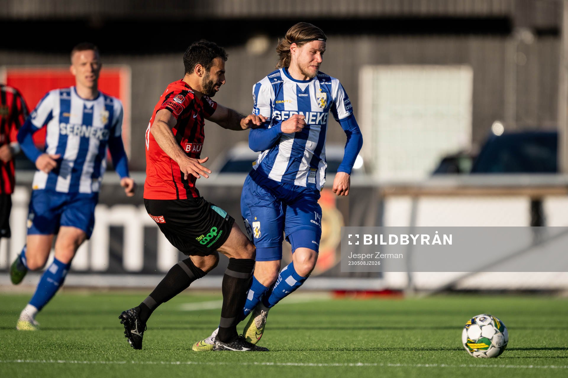 Brommapojkarnas André Calisir och IFK Göteborgs Gustaf