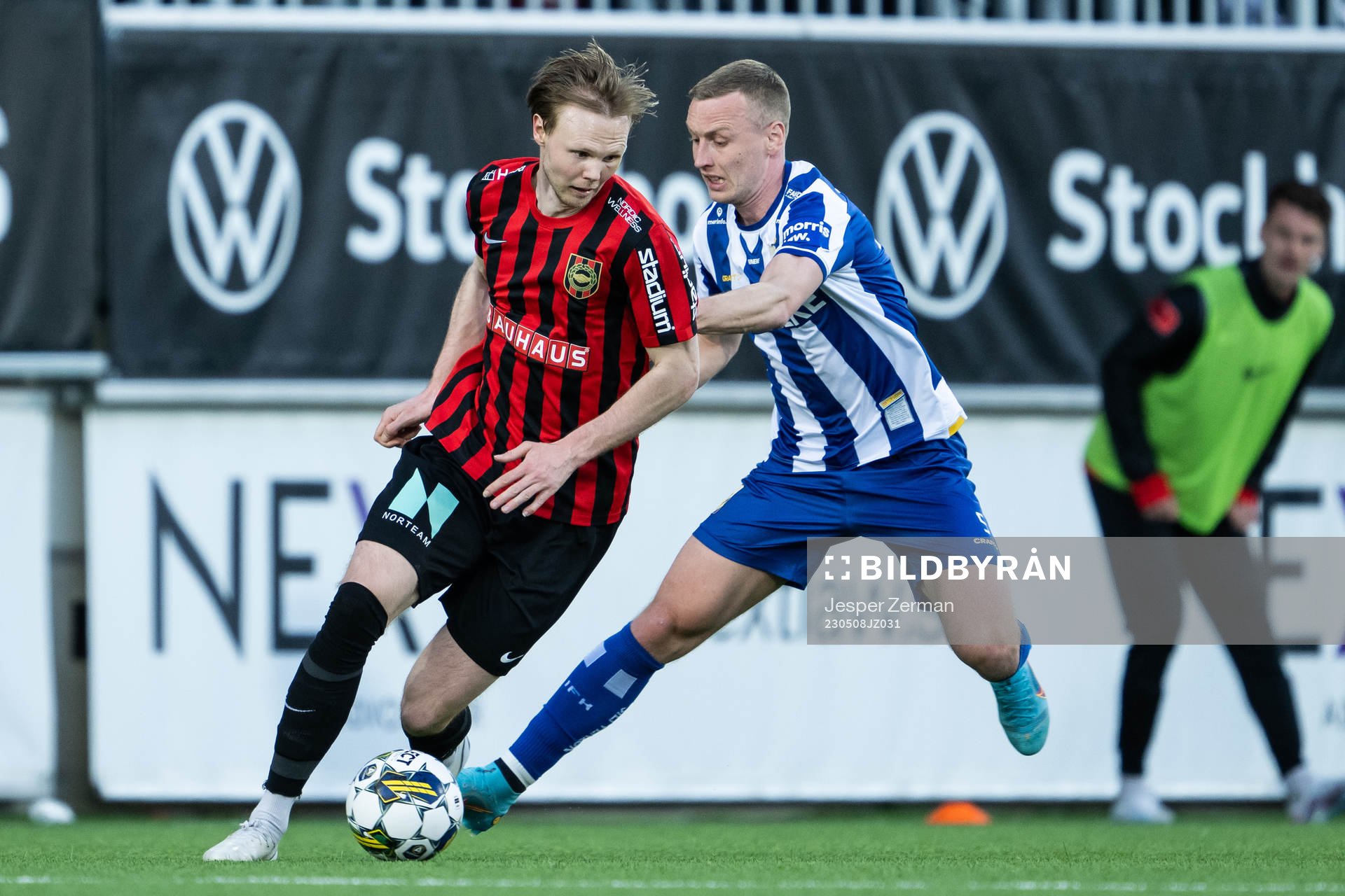 Brommapojkarnas Tim Waker och IFK Göteborgs Sebastian