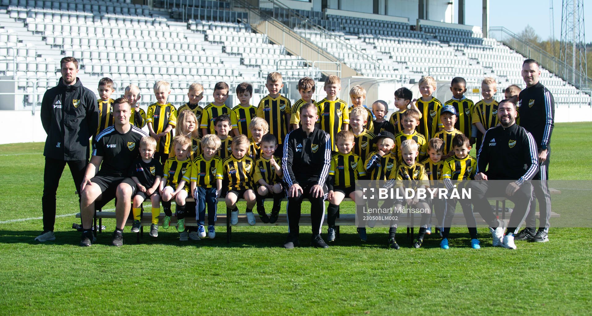 Lagbilder IFK Hässleholms ungdomslag i Hässleholm 8 maj