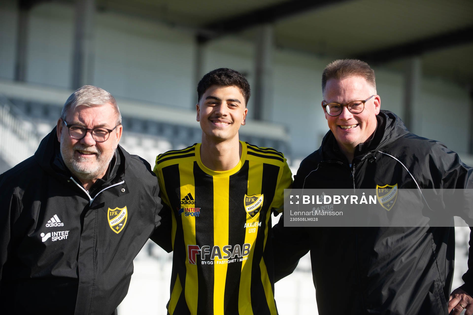 Lagbilder IFK Hässleholms ungdomslag i Hässleholm 8 maj