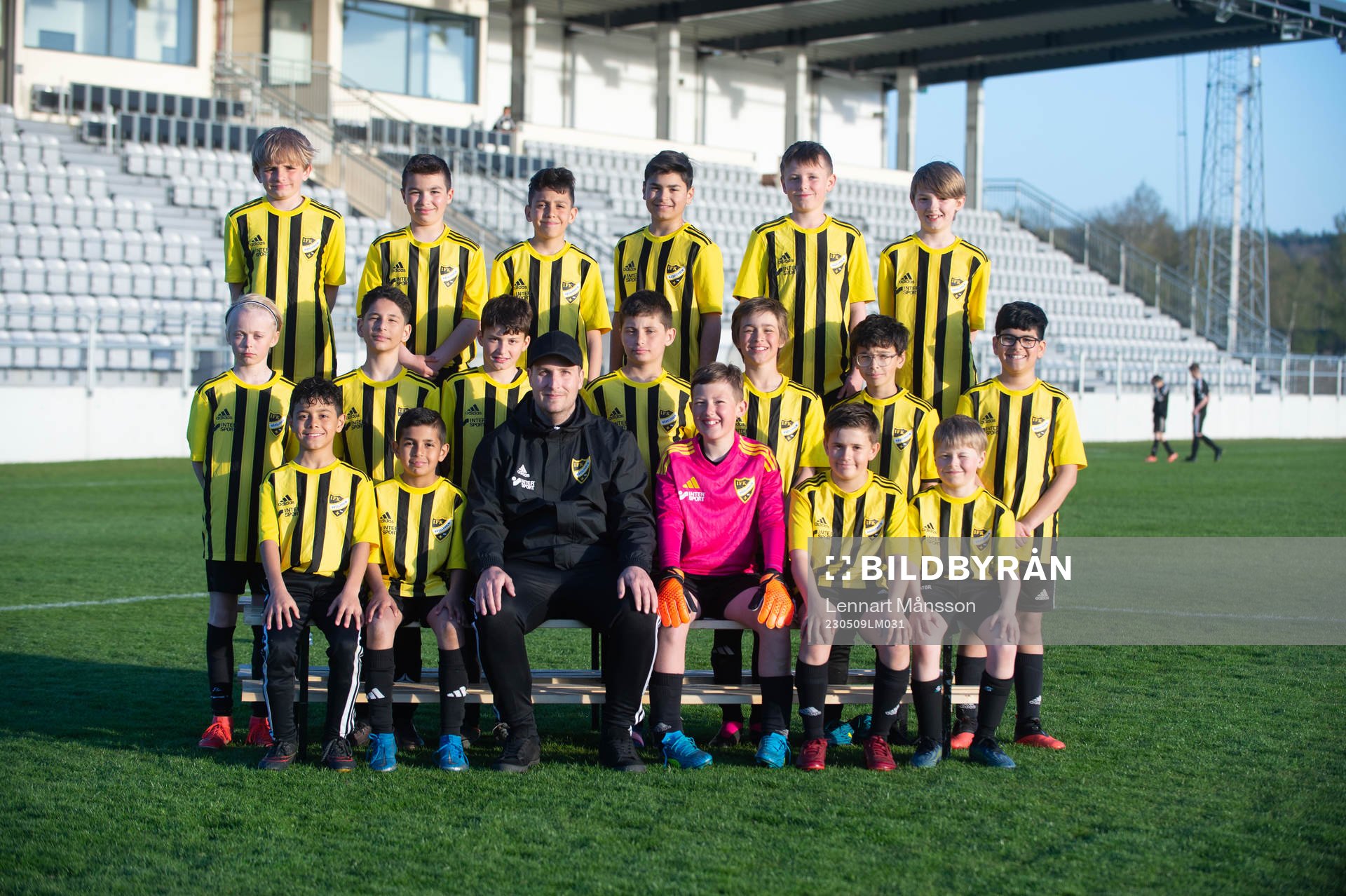 Lagbilder IFK Hässleholms ungdomslag i Hässleholm 8 maj