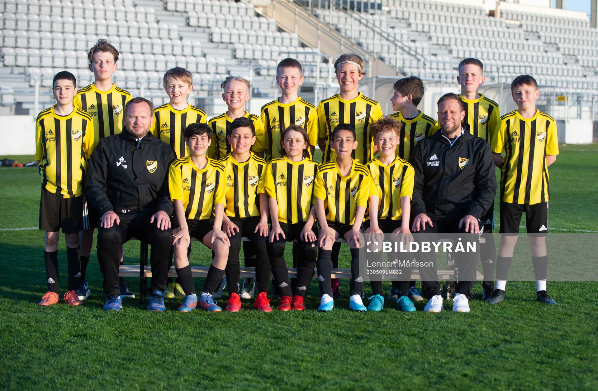 Lagbilder IFK Hässleholms ungdomslag i Hässleholm 8 maj