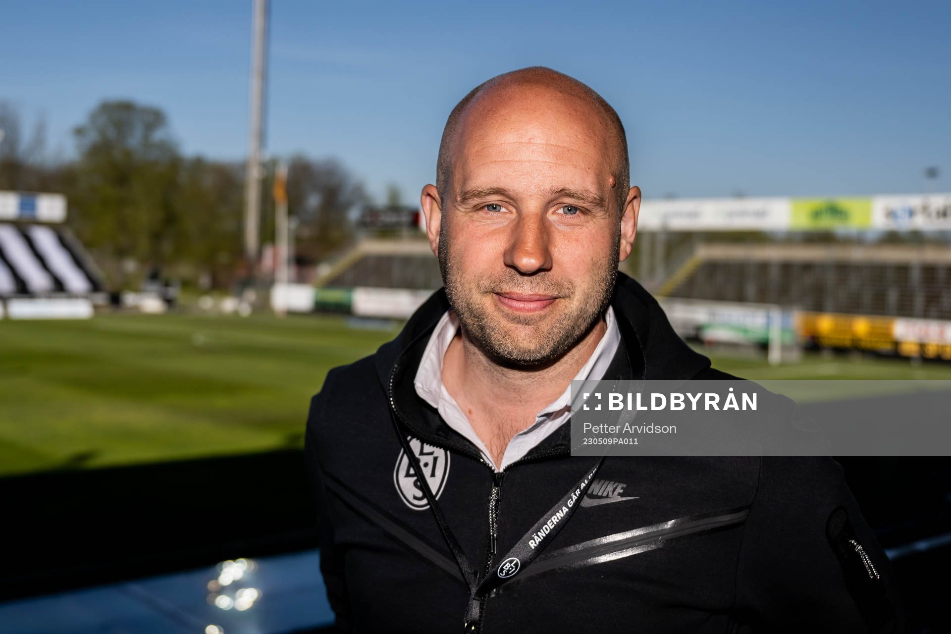 Landskronas klubbchef Michel Ekberg poserar för ett porträtt inför fotbollsmatchen i Superettan mellan Landskrona och Helsingborg den 9 maj 2023 i Landskrona.