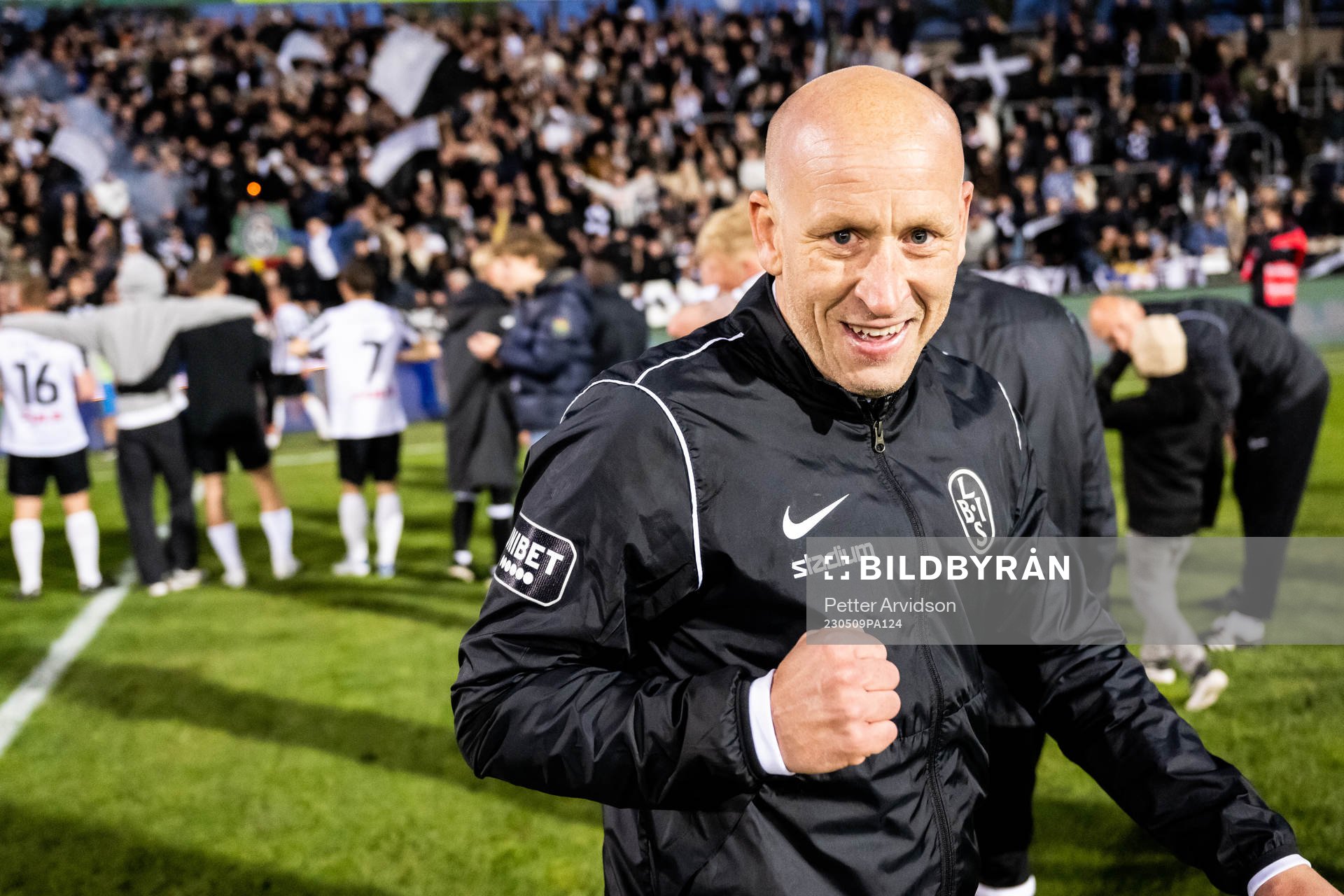 Landskronas tränare Billy Magnusson jublar