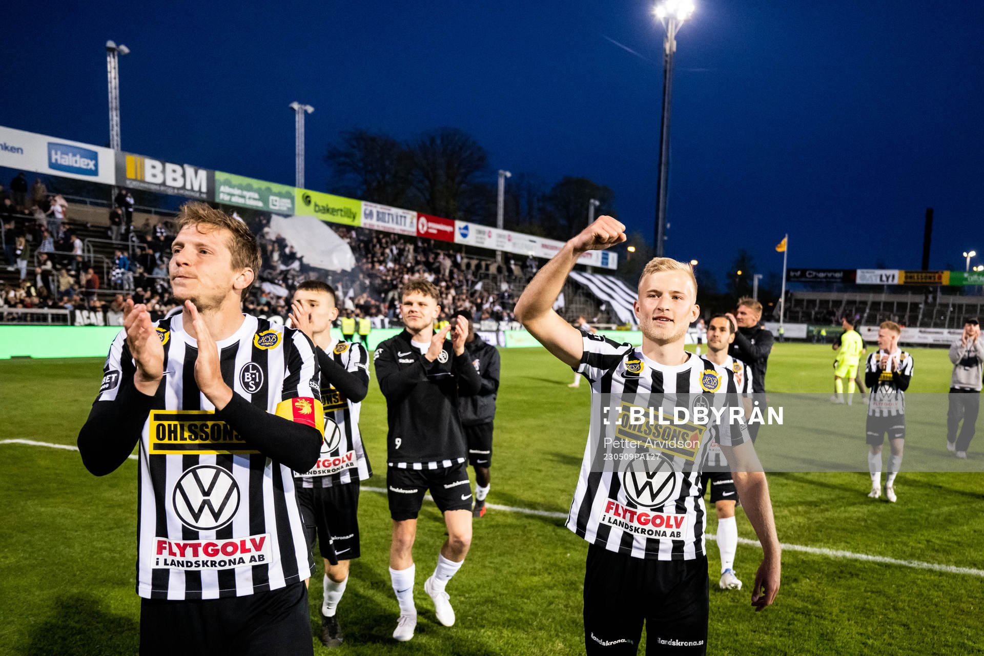 Landskronas Philip Andersson och Johan Rapp jublar