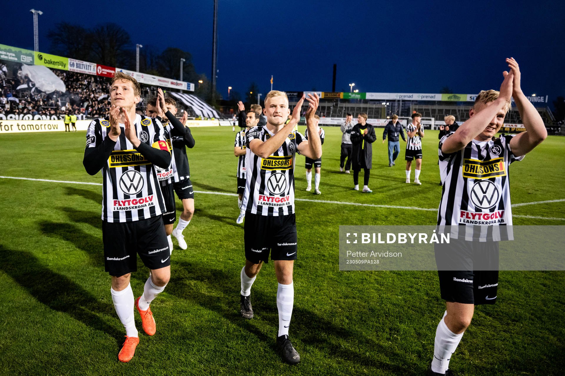 Landskronas Philip Andersson och Johan Rapp jublar