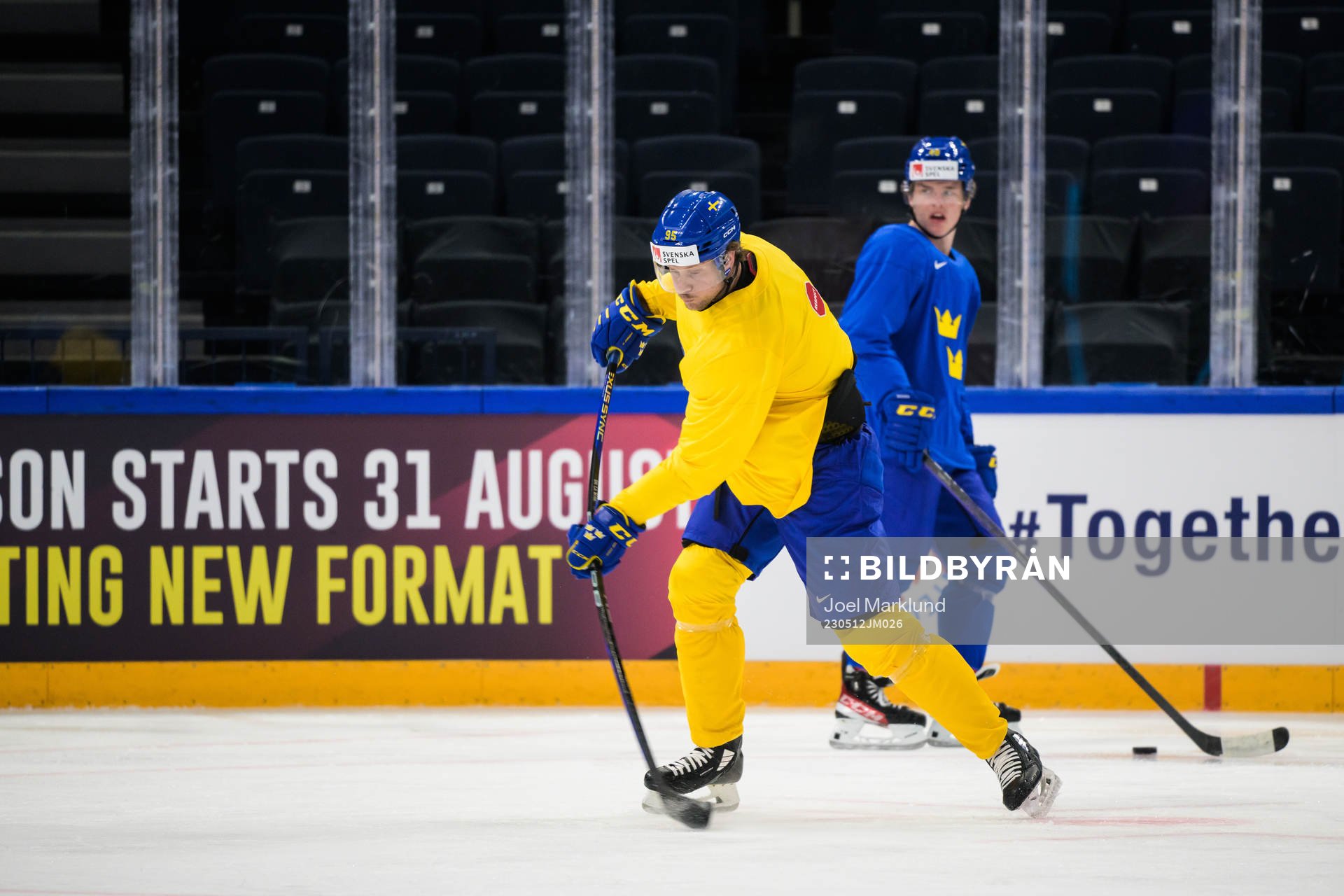 Jacob de la Rose of Sweden at a practice session