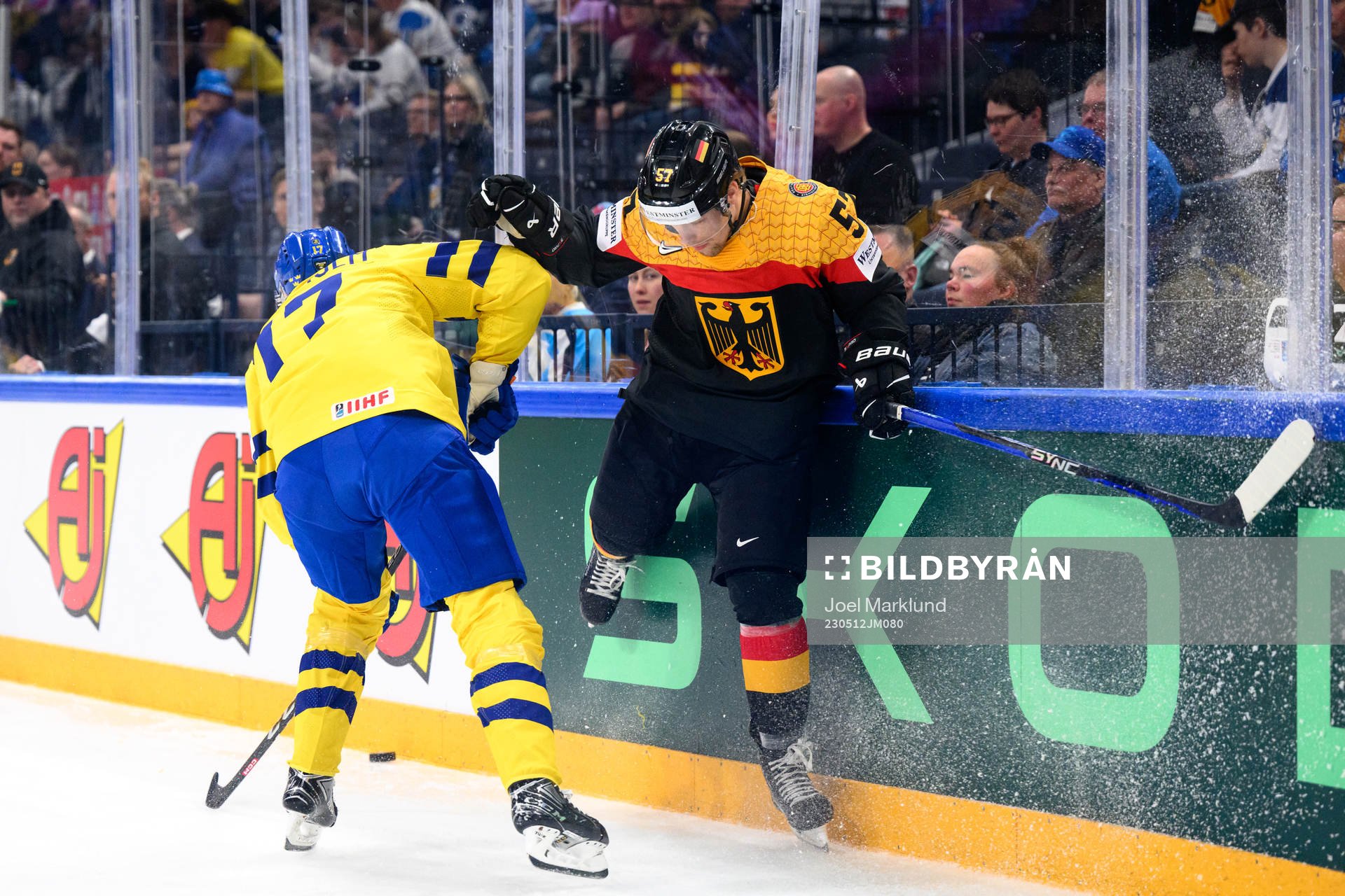 Pär Lindholm of Sweden and Leon Huttl of Germany