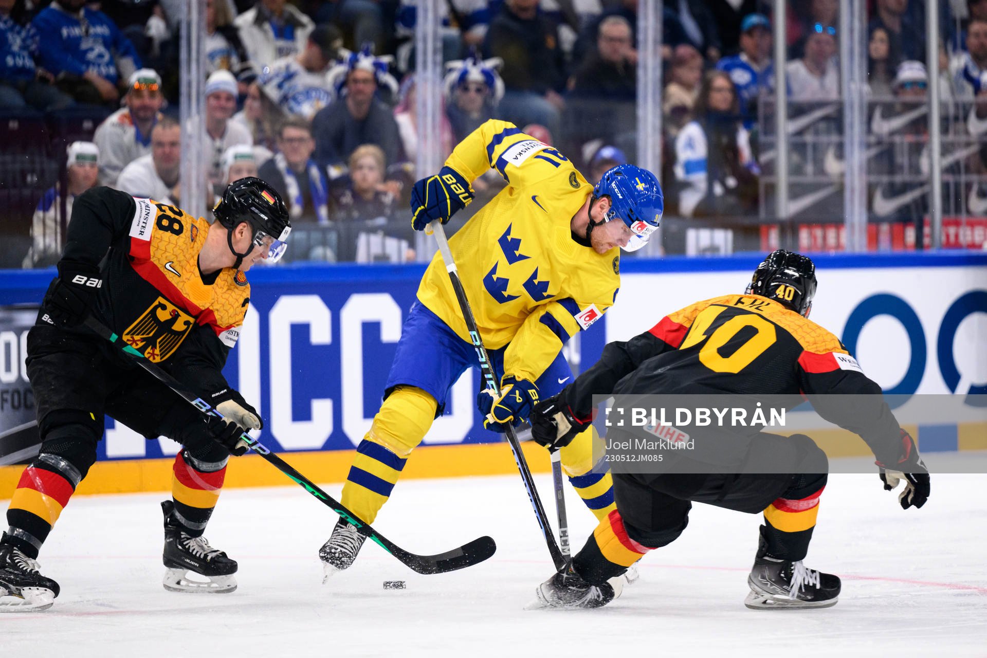 Samuel Soramies and Alexander Ehl of Germany against Carl