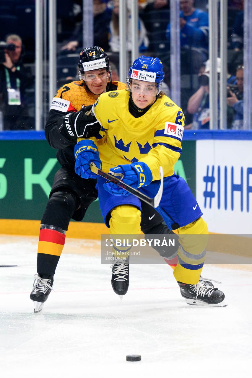 Maksymilian Szuber of Germany och Leo Carlsson of Sweden