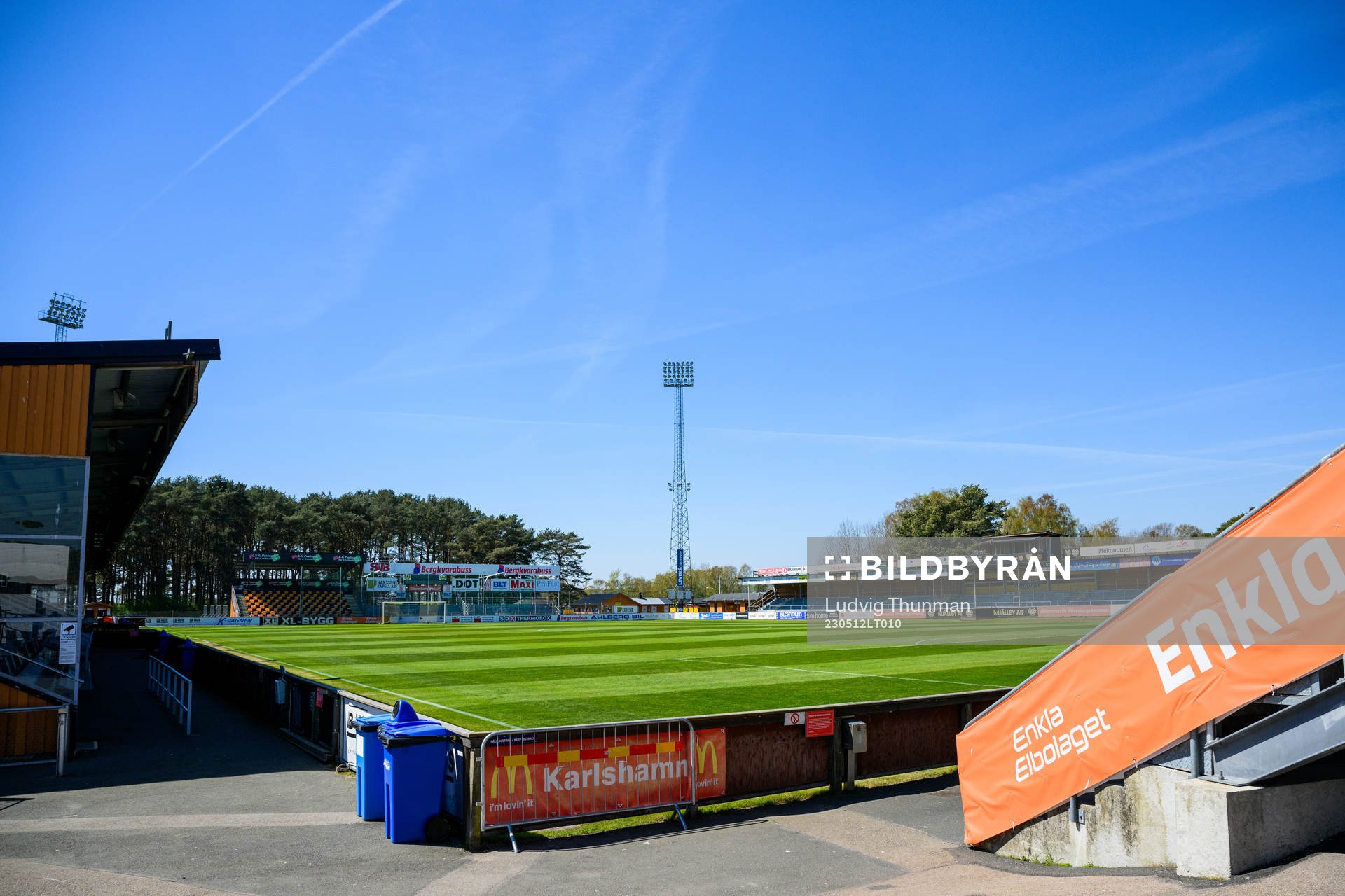Interiör vy över Strandvallen Extra Läktaren under ett reportage med Mjällby den 12 maj 2023 i Hällevik. 