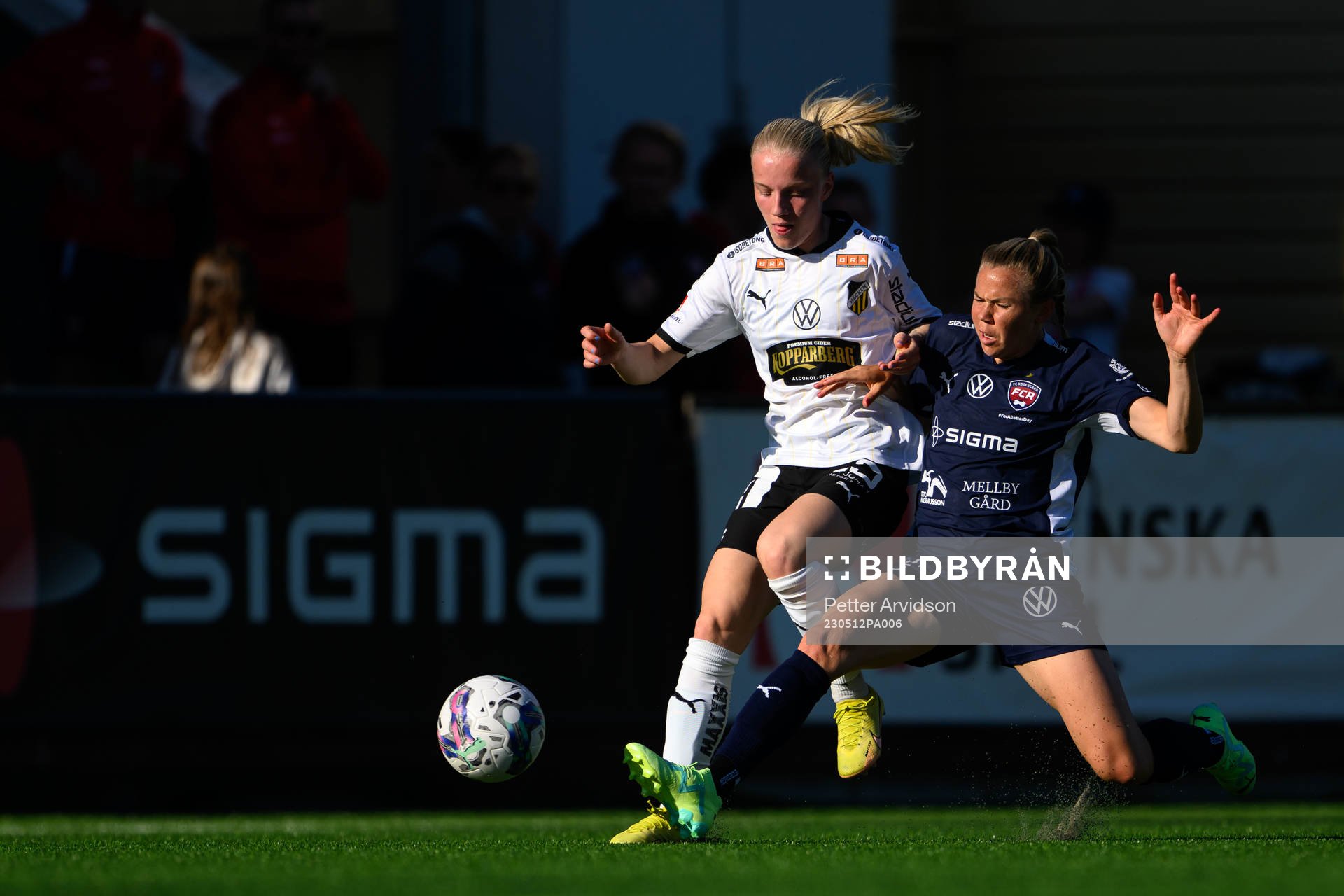 Häckens Anna Sandberg och FC Rosengårds Jessica Wik
