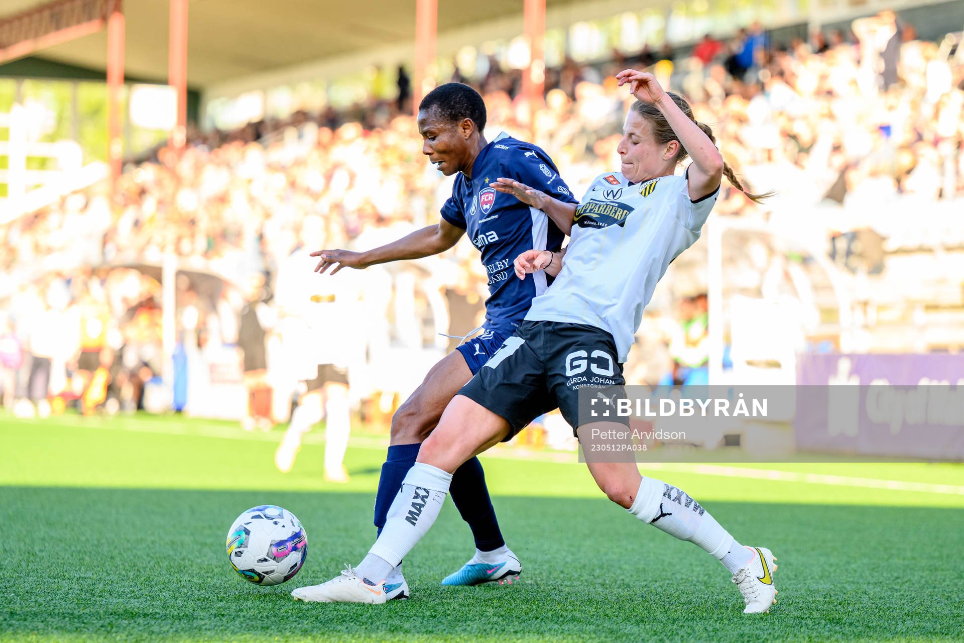 FC Rosengårds Halimatu Ibrahim Ayinde och Häckens Anna