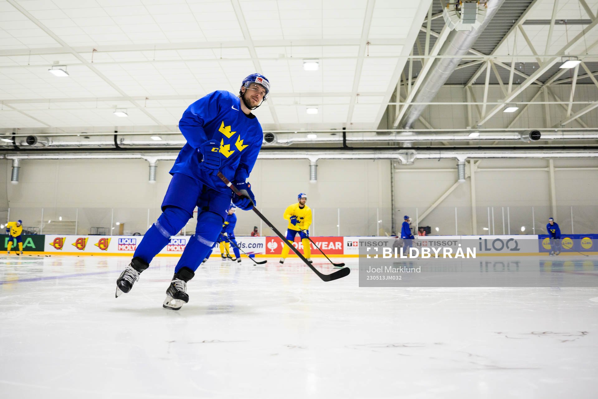 Henrik Tömmernes of Sweden at a practice session