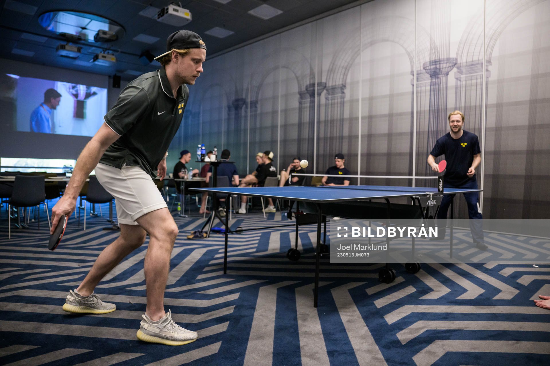 Jacob de la Rose and Alexander Nylander of Sweden play