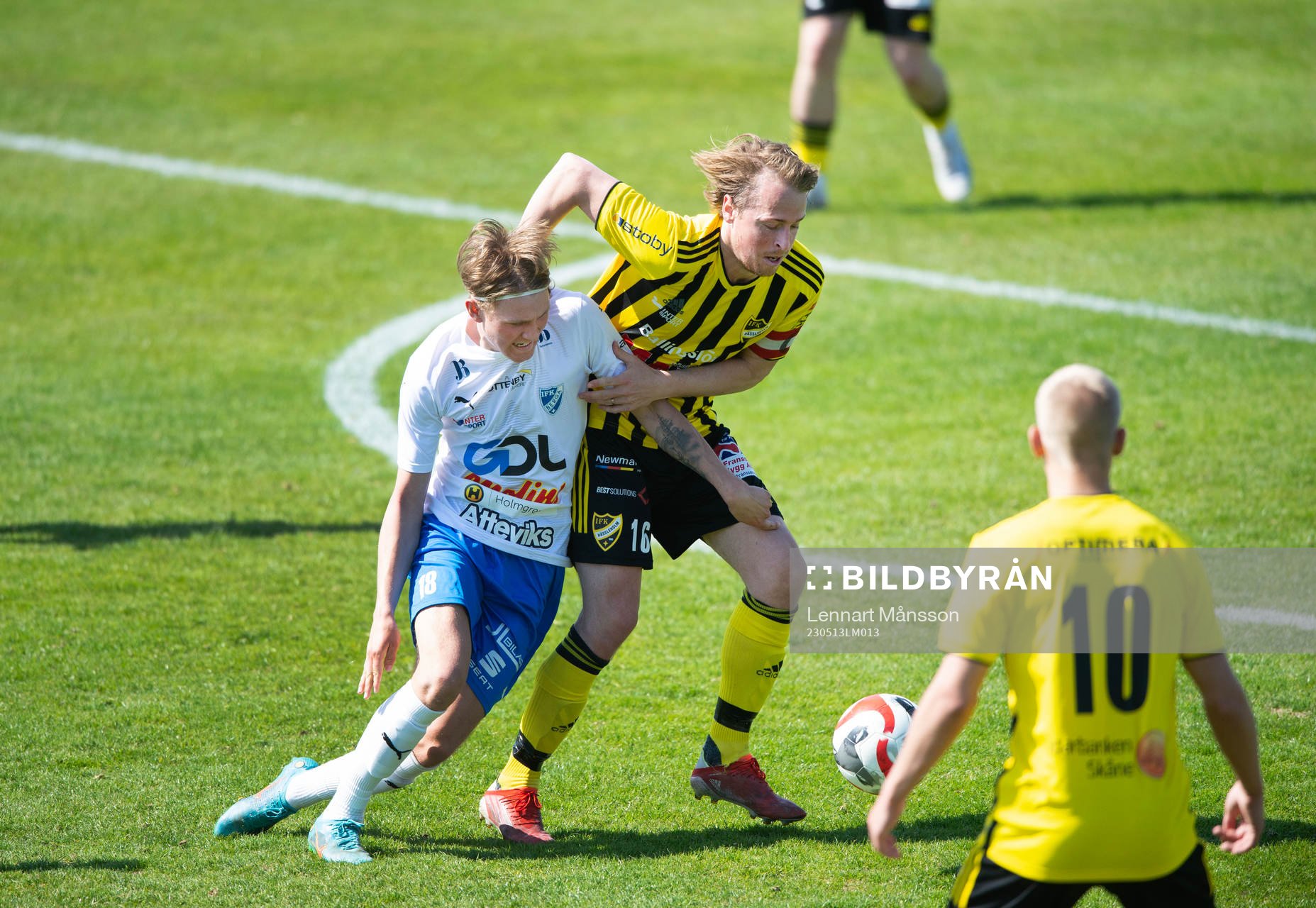 IFK Hässleholms Robin Strömberg i matchen i division 2