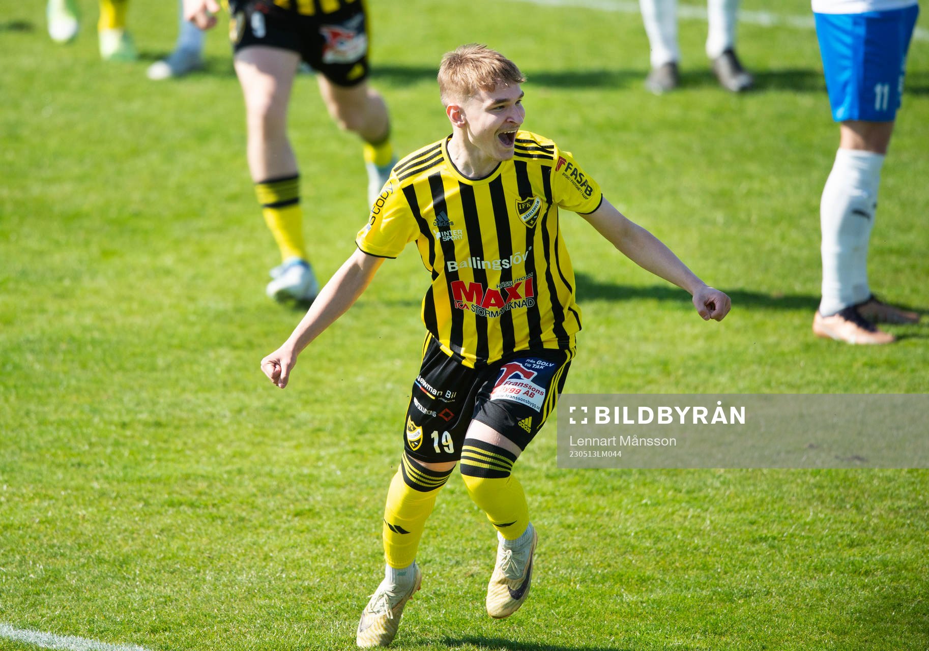 IFK Hässleholms inhoppare Amir Ramanovski har gjort 2-0 i matchen i division 2 mellan IFK Hässleholm och IFK Berga i Hässleholm 13 maj 2023.