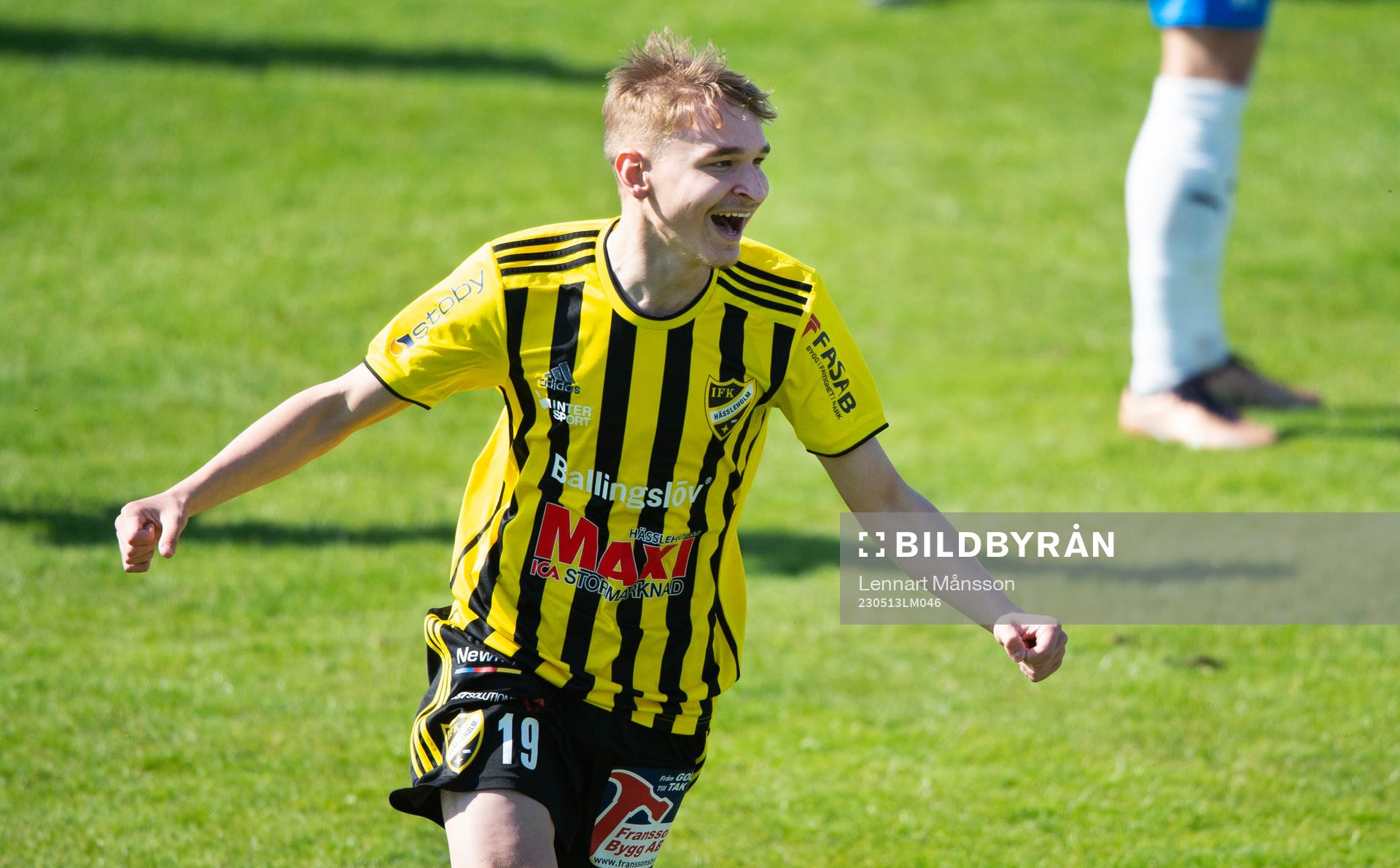 IFK Hässleholms inhoppare Amir Ramanovski har gjort 2-0 i matchen i division 2 mellan IFK Hässleholm och IFK Berga i Hässleholm 13 maj 2023.