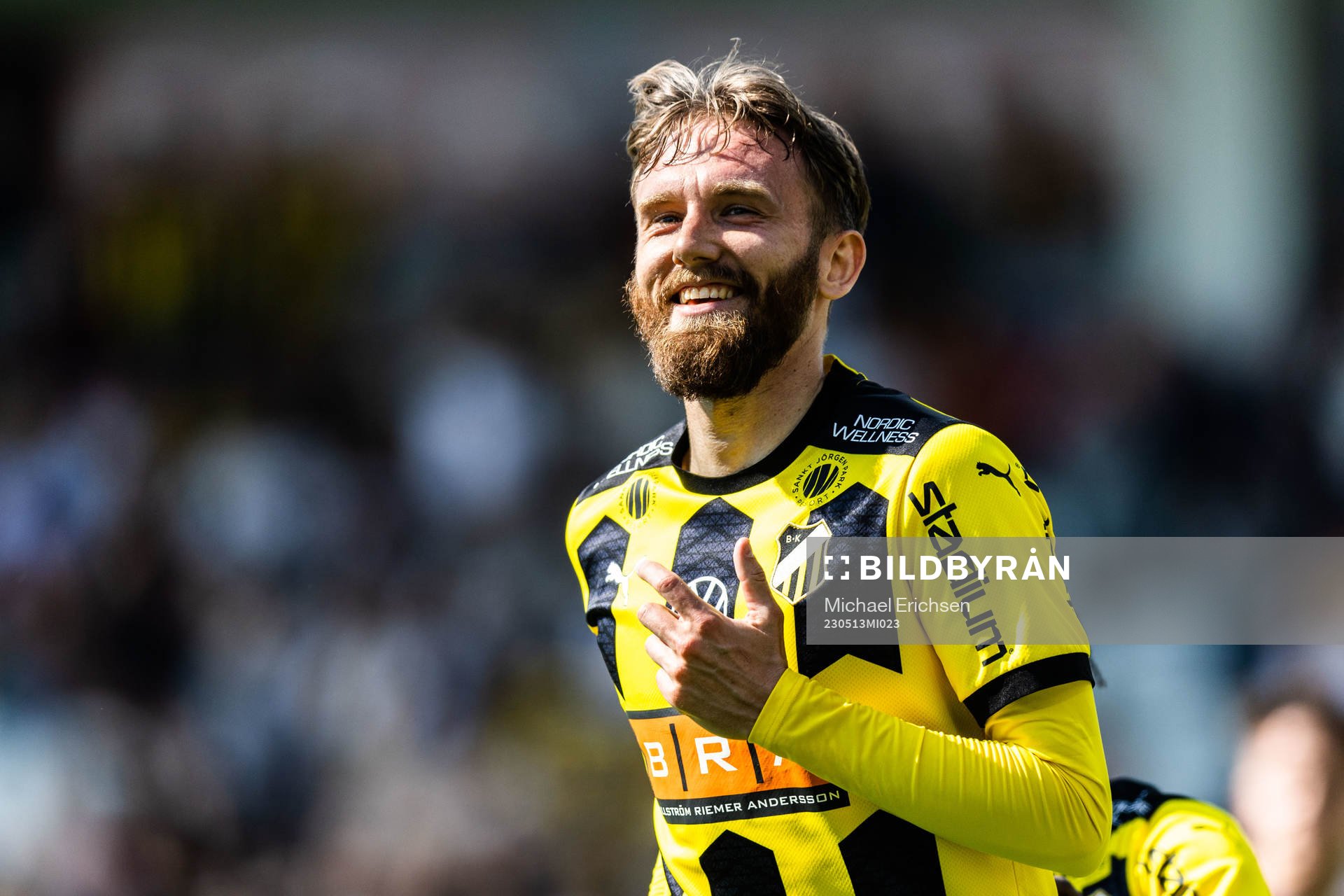 Häckens Simon Sandberg jublar