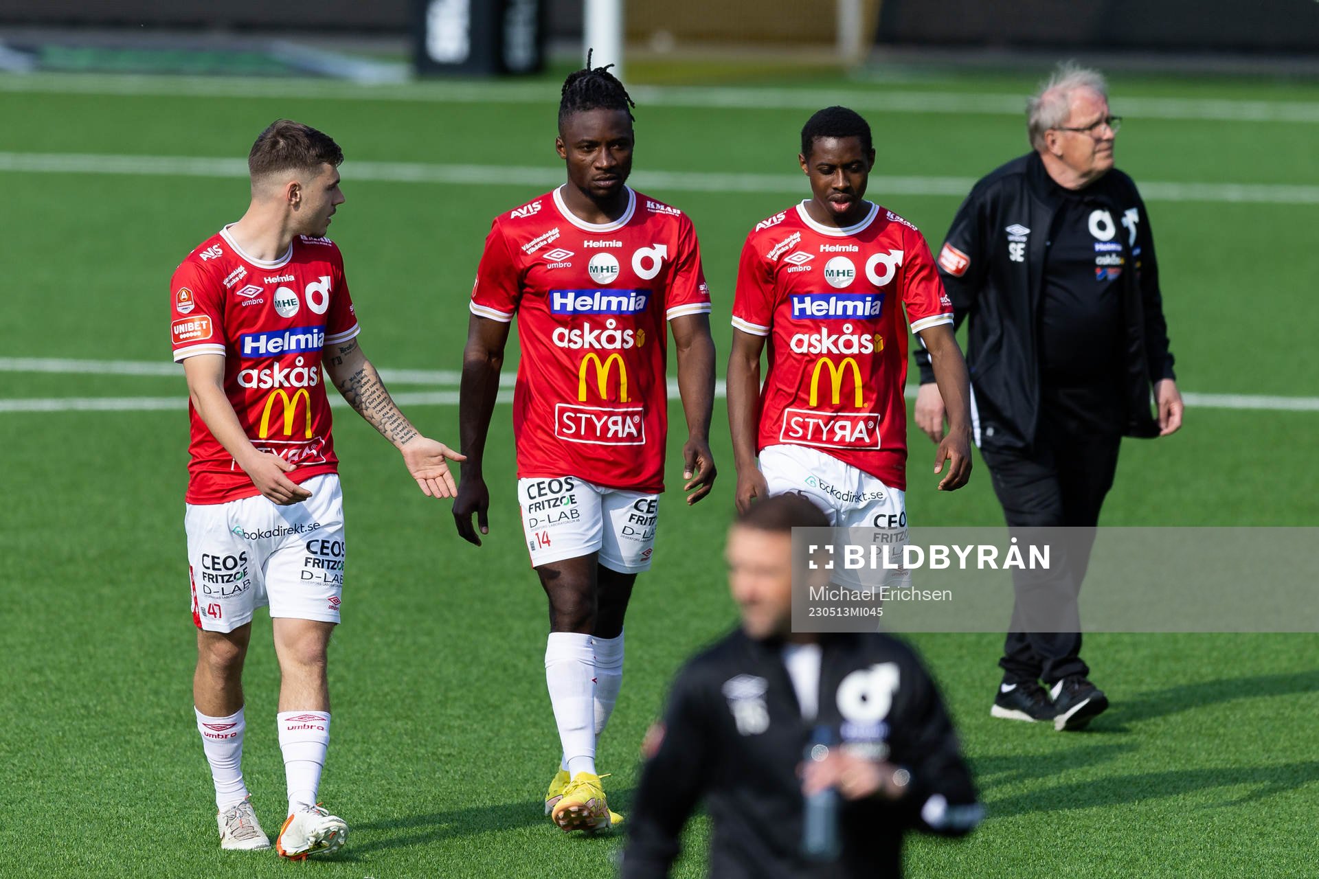 Degerfors Damjan Pavlovic och Fortune Akpan Bassey deppar