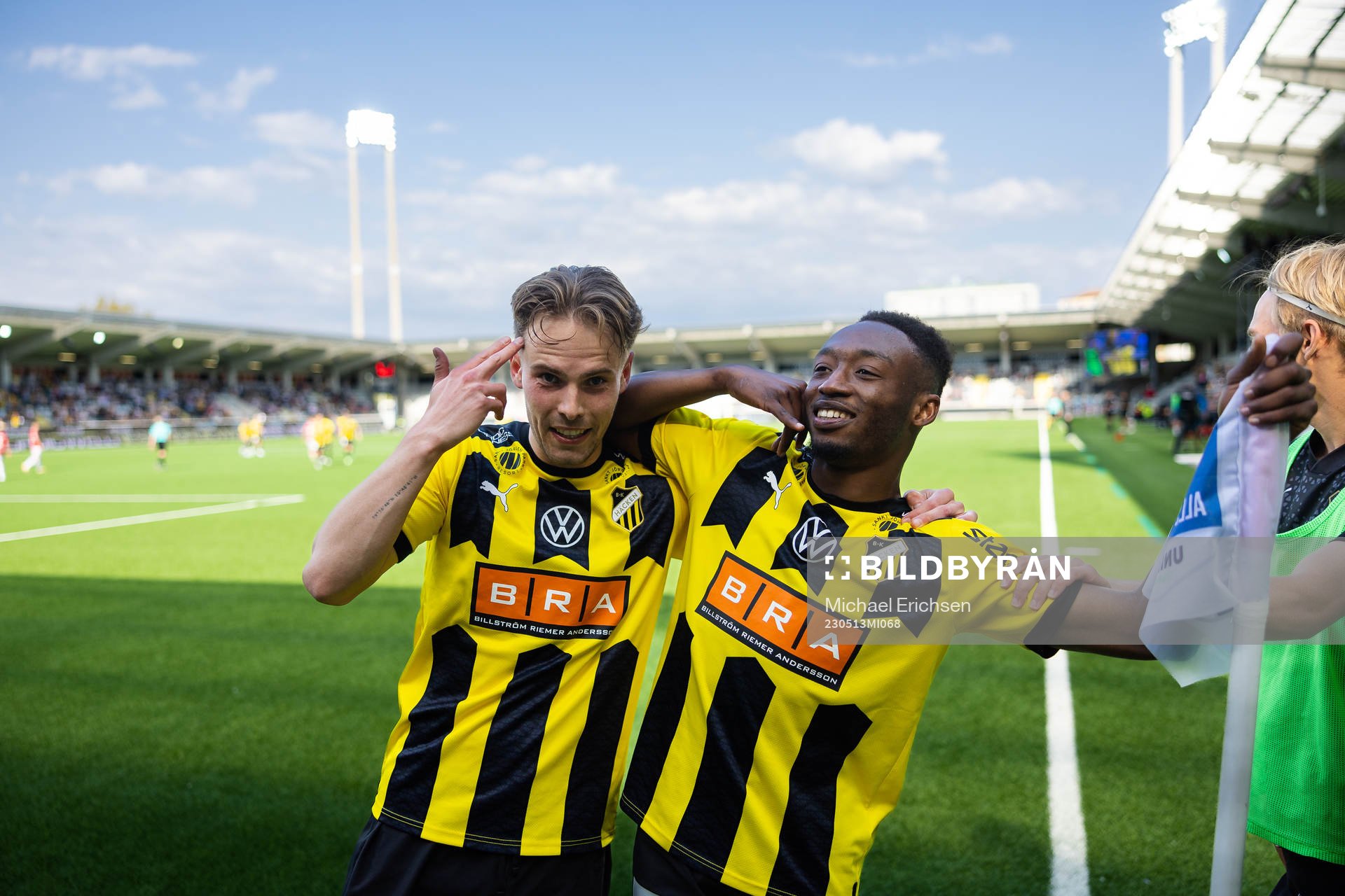 Häckens Benie Adama Traore jublar