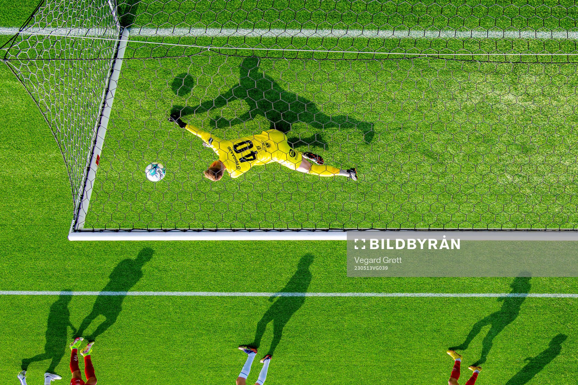 Goalkeeper Leander Øy of Sarpsborg 08 with a save