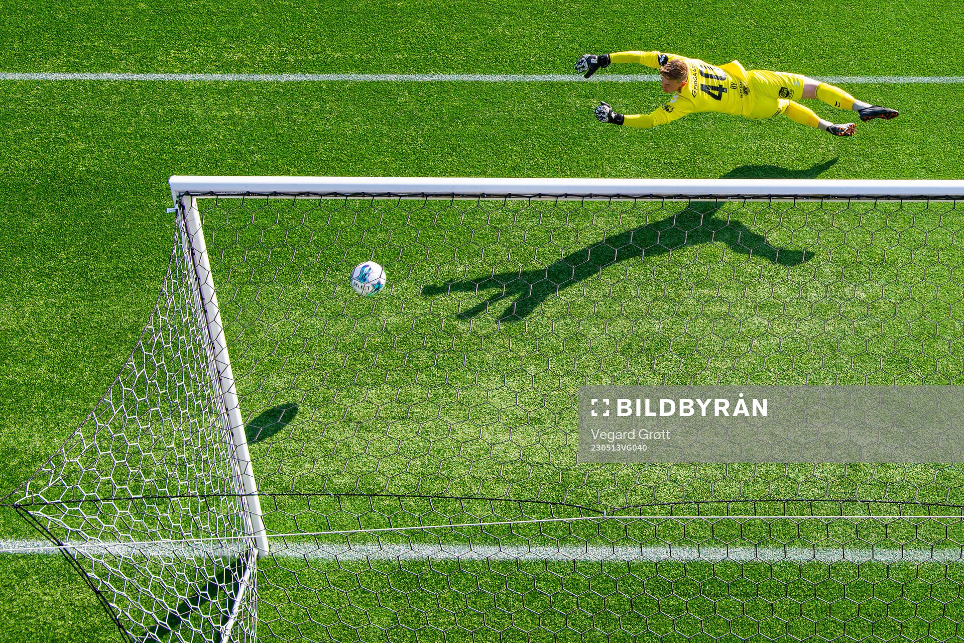 Goalkeeper Leander Øy of Sarpsborg 08 with a save