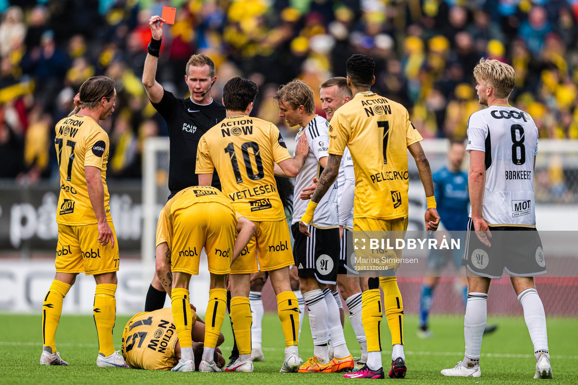 Per Ciljan Skjelbred of Rosenborg after receiving a red card by Kristoffer Hagenes, referee, during the Eliteserien match between Bodø/Glimt and Rosenborg on May 13, 2023 in Bodø.