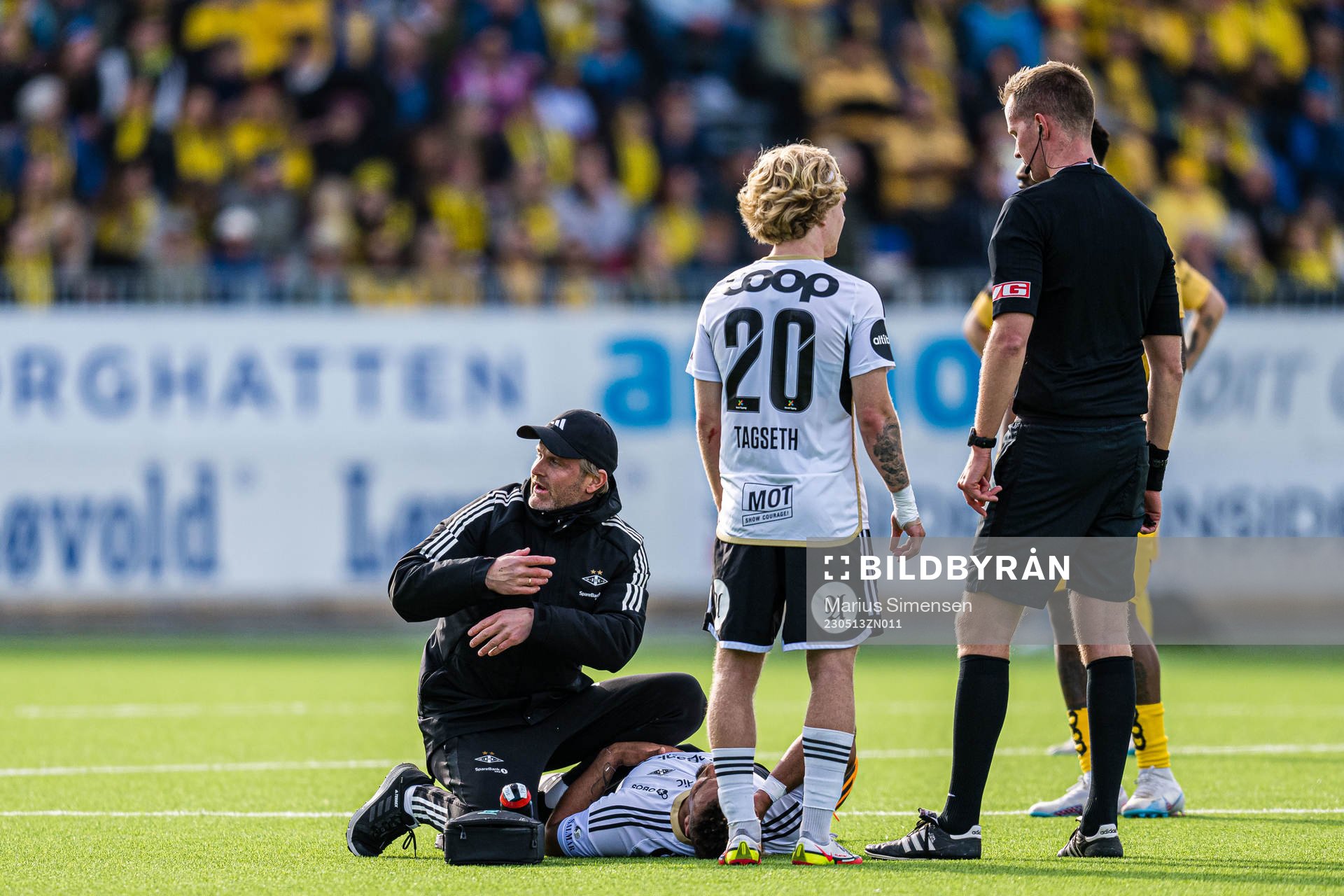 Isak Snær Thorvaldsson of Rosenborg in pain