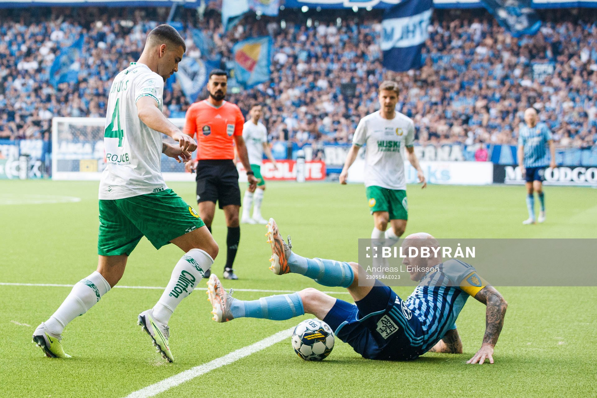 Hammarbys Edvin Kurtulus och Djurgårdens Magnus Eriksson