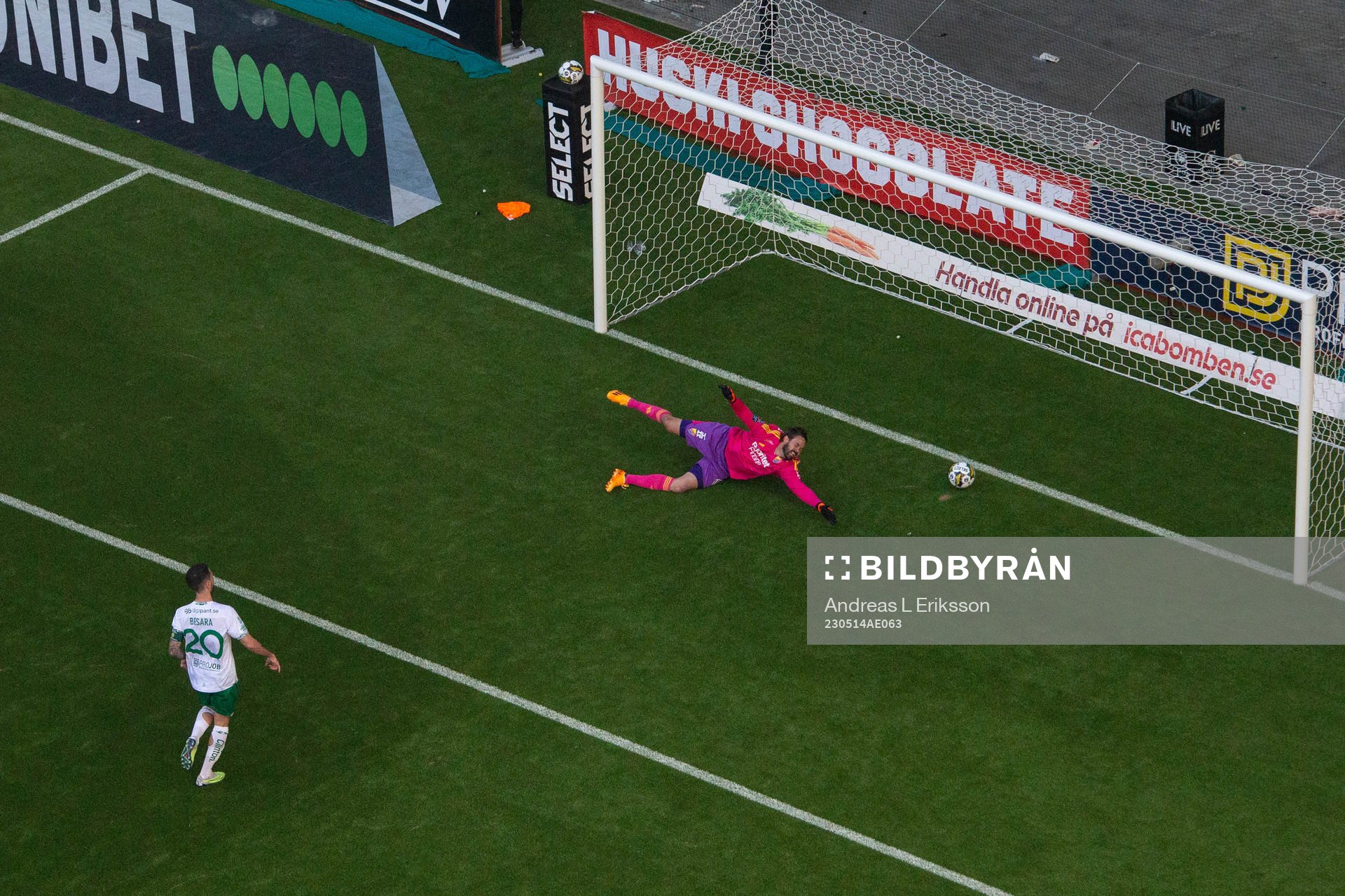 Hammarbys Nahir Besara gör 4-2 på straff bakom
