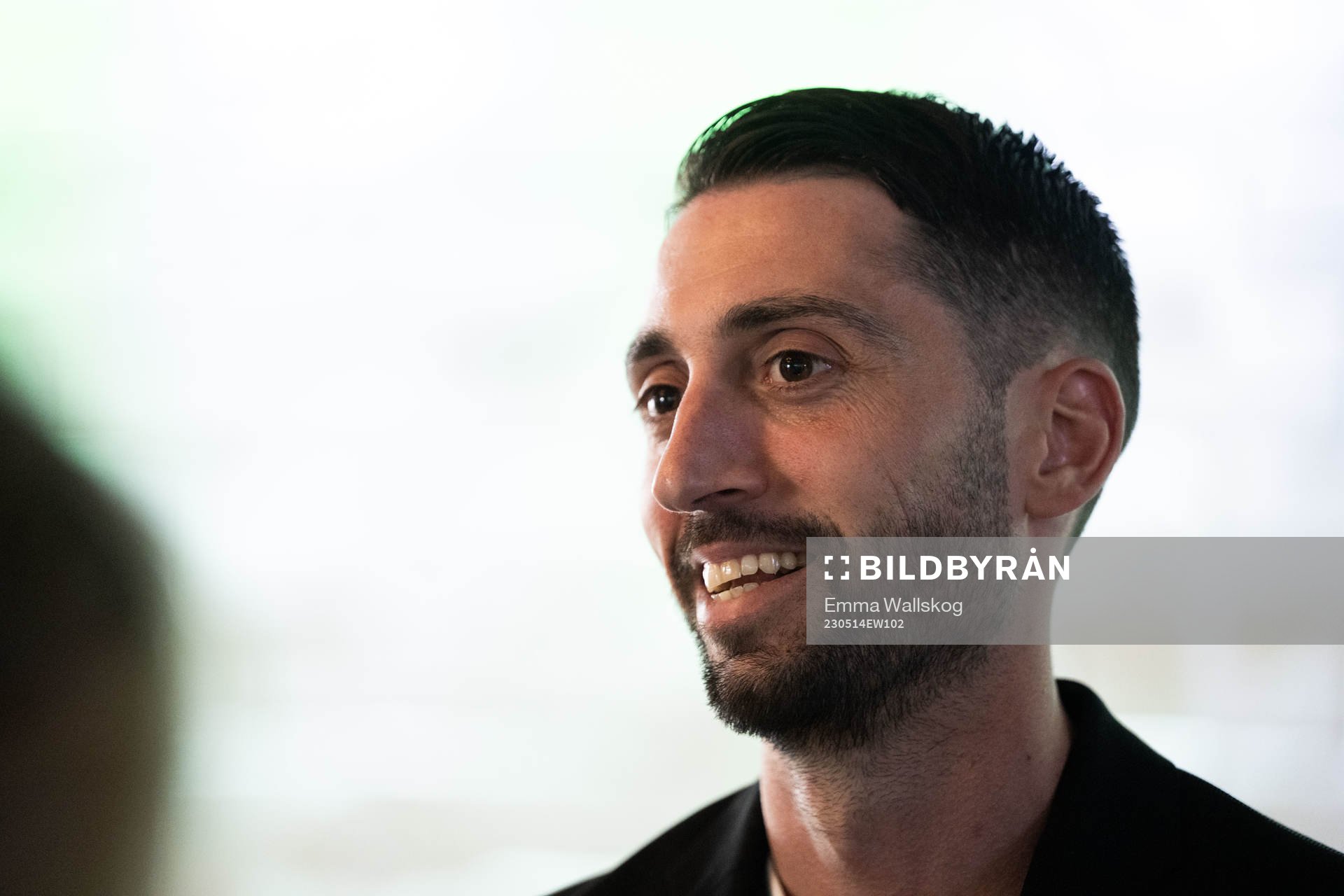Hammarbys Nahir Besara i mixade zonen
