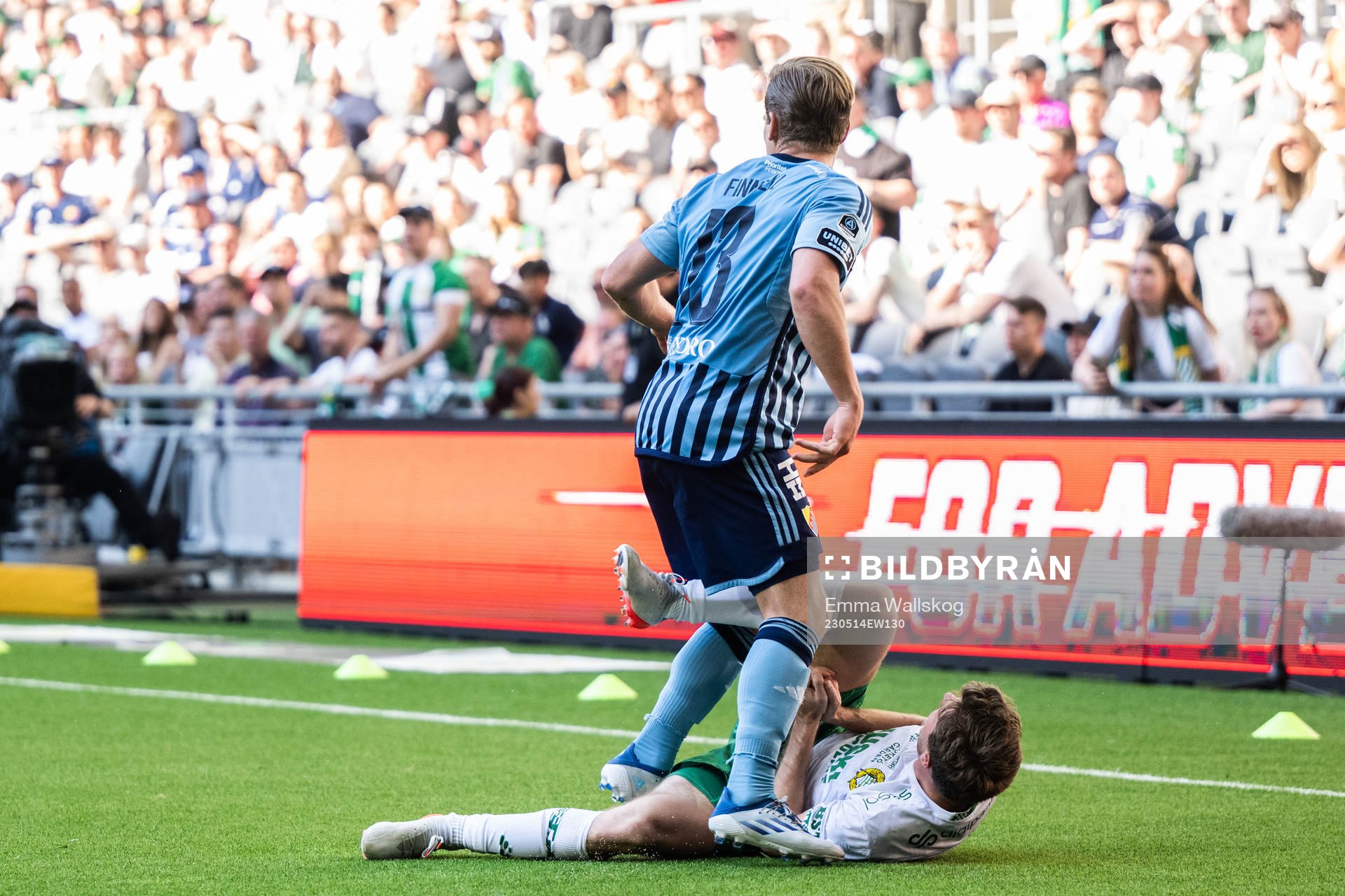 Djurgårdens Hampus Finndell och Hammarbys Joel Nilsson