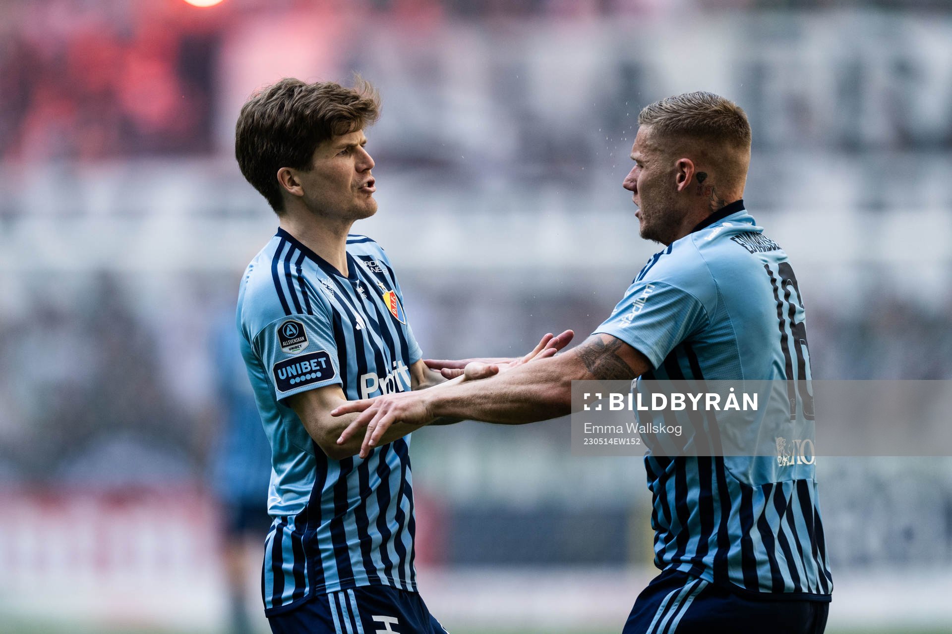 Djurgårdens Oliver Berg och Victor Edvardsen  jublar