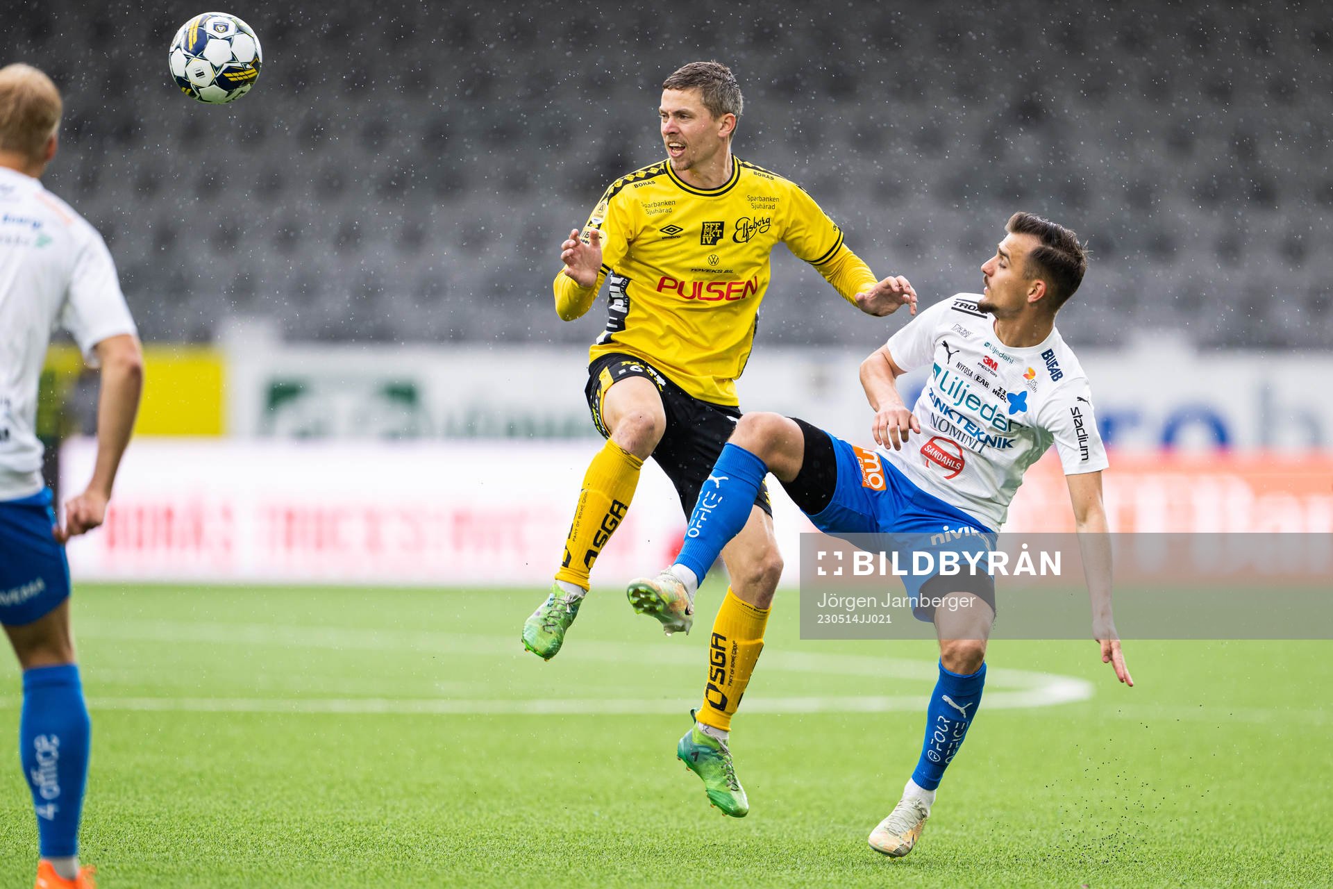 Elfsborgs Andre Ibsen Rømer och Värnamos Ajdin Zeljkovic
