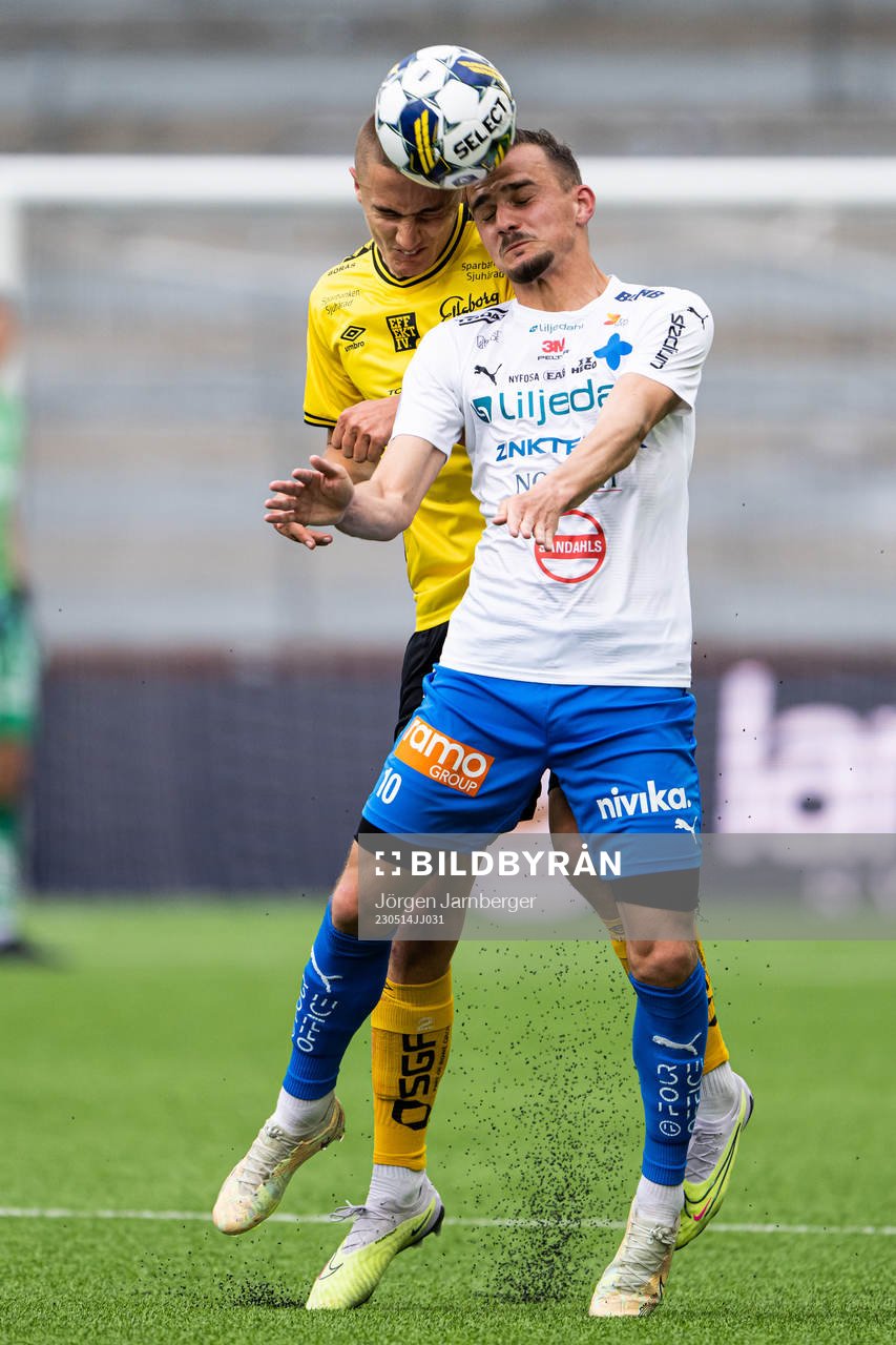 Elfsborgs Gustaf Lagerbielke och Värnamos Ajdin Zeljkovic