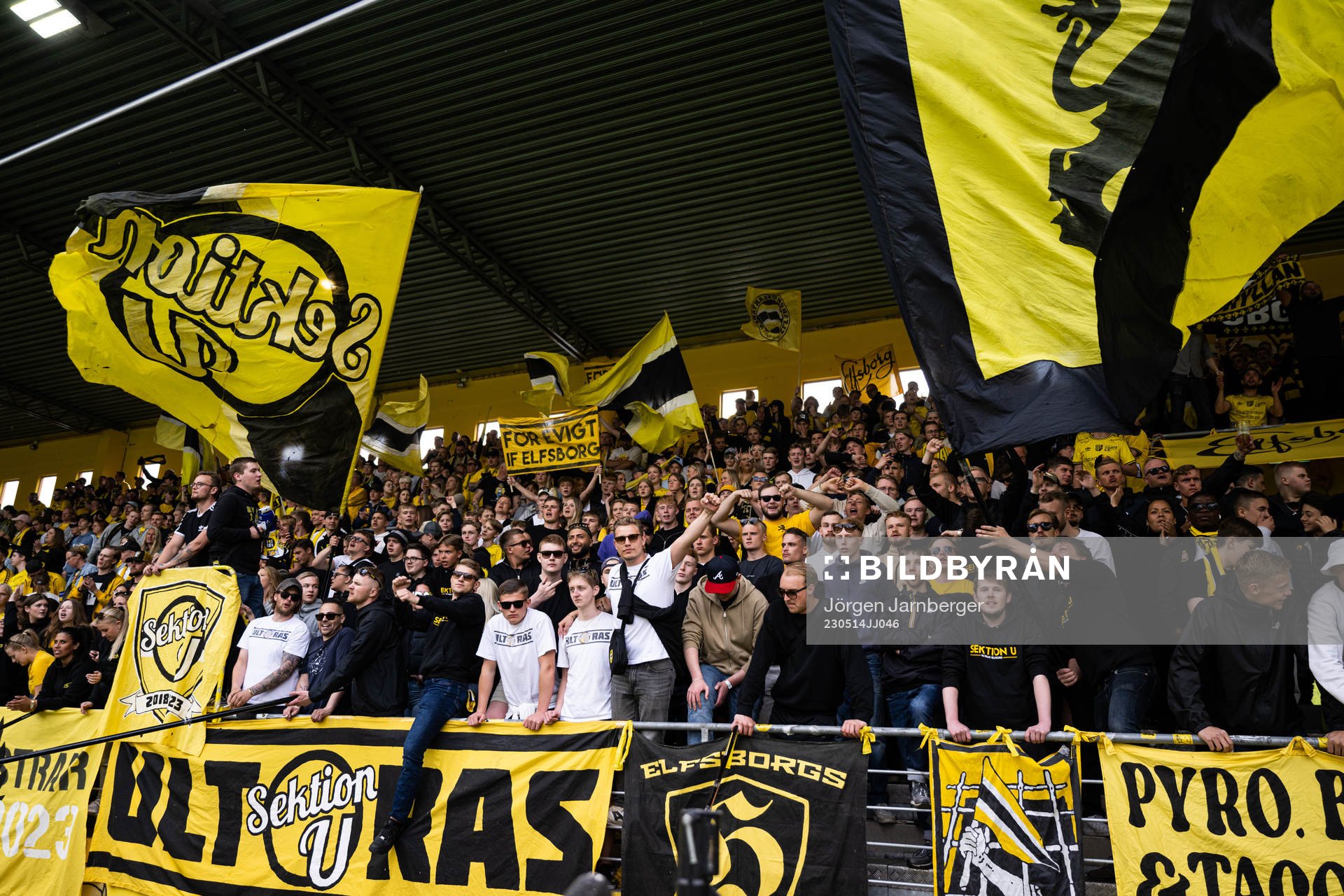 Elfsborgs supportrar jublar