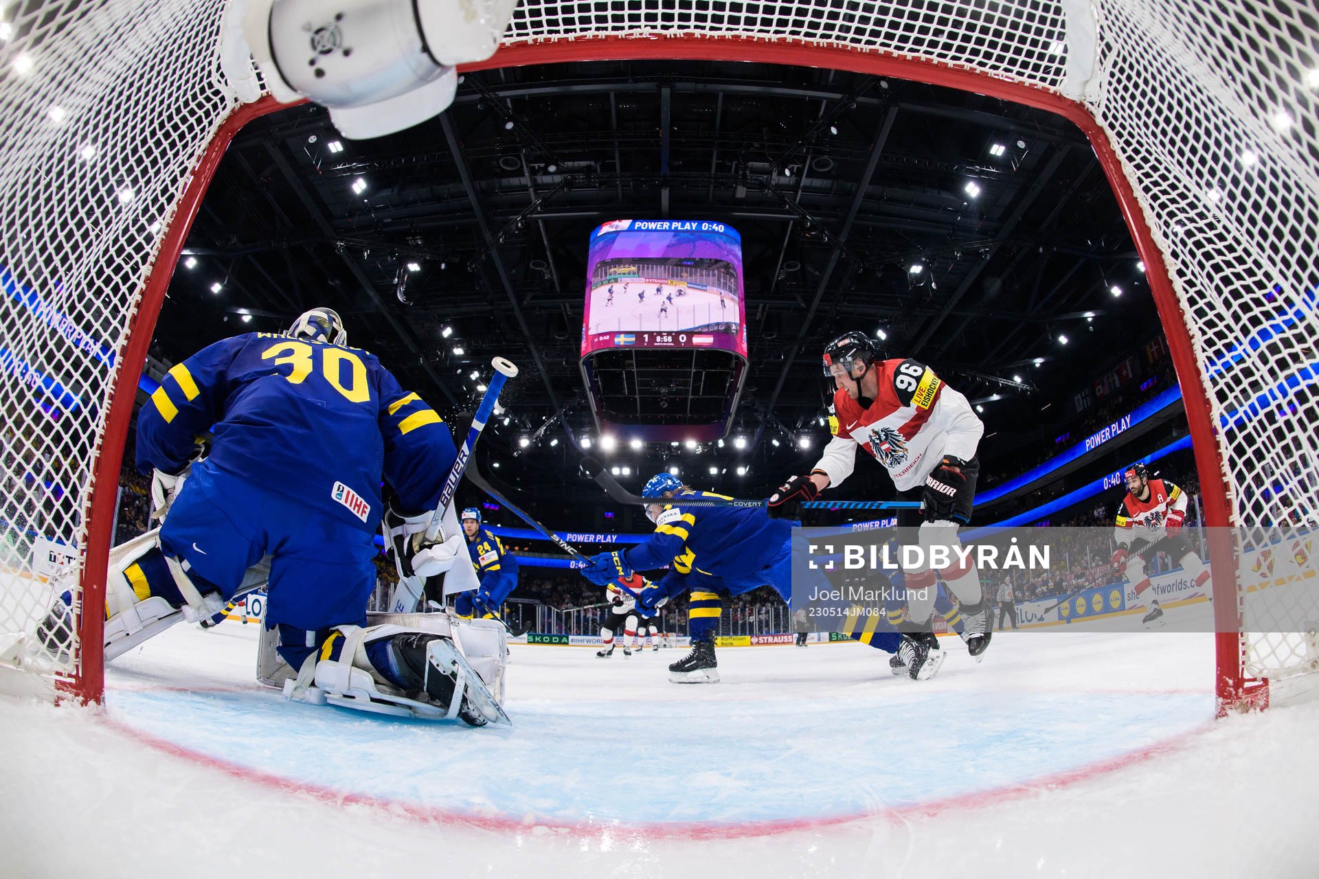 Goaltender Jesper Wallstedt and Anton Lindholm of Sweden