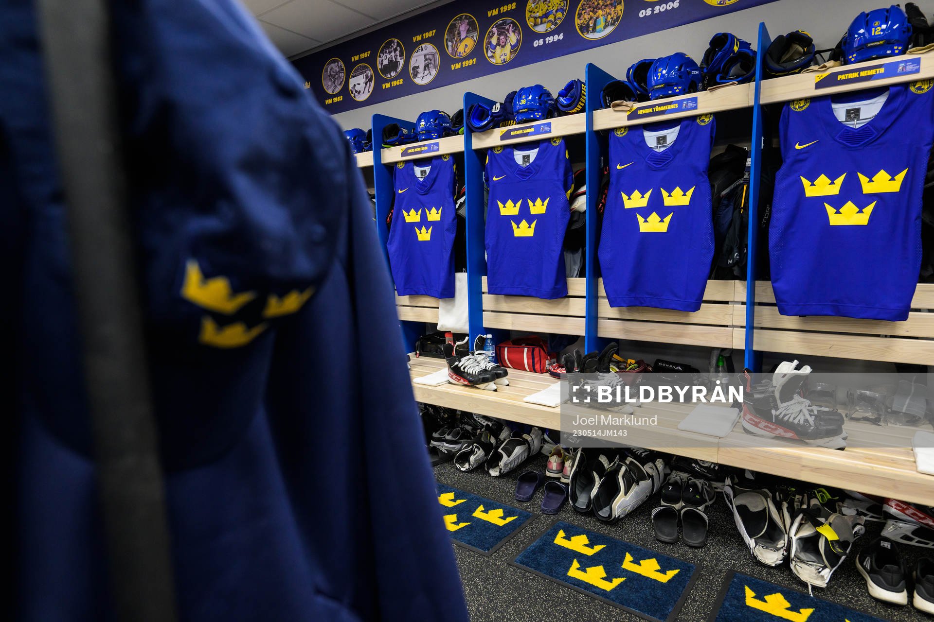 Jerseys of Lukas Bengtsson, Rasmus Sandin, Henrik