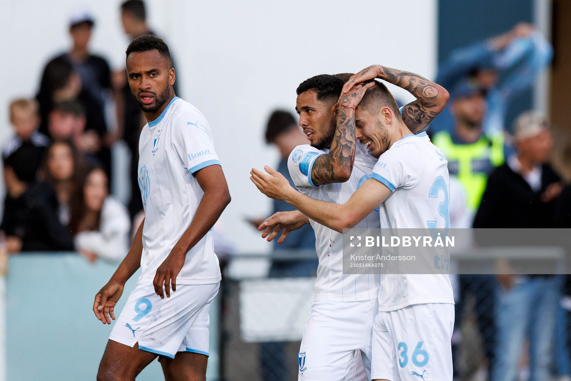 Malmö FFs Isaac Kiese Thelin, Sergio Pena och Patriot