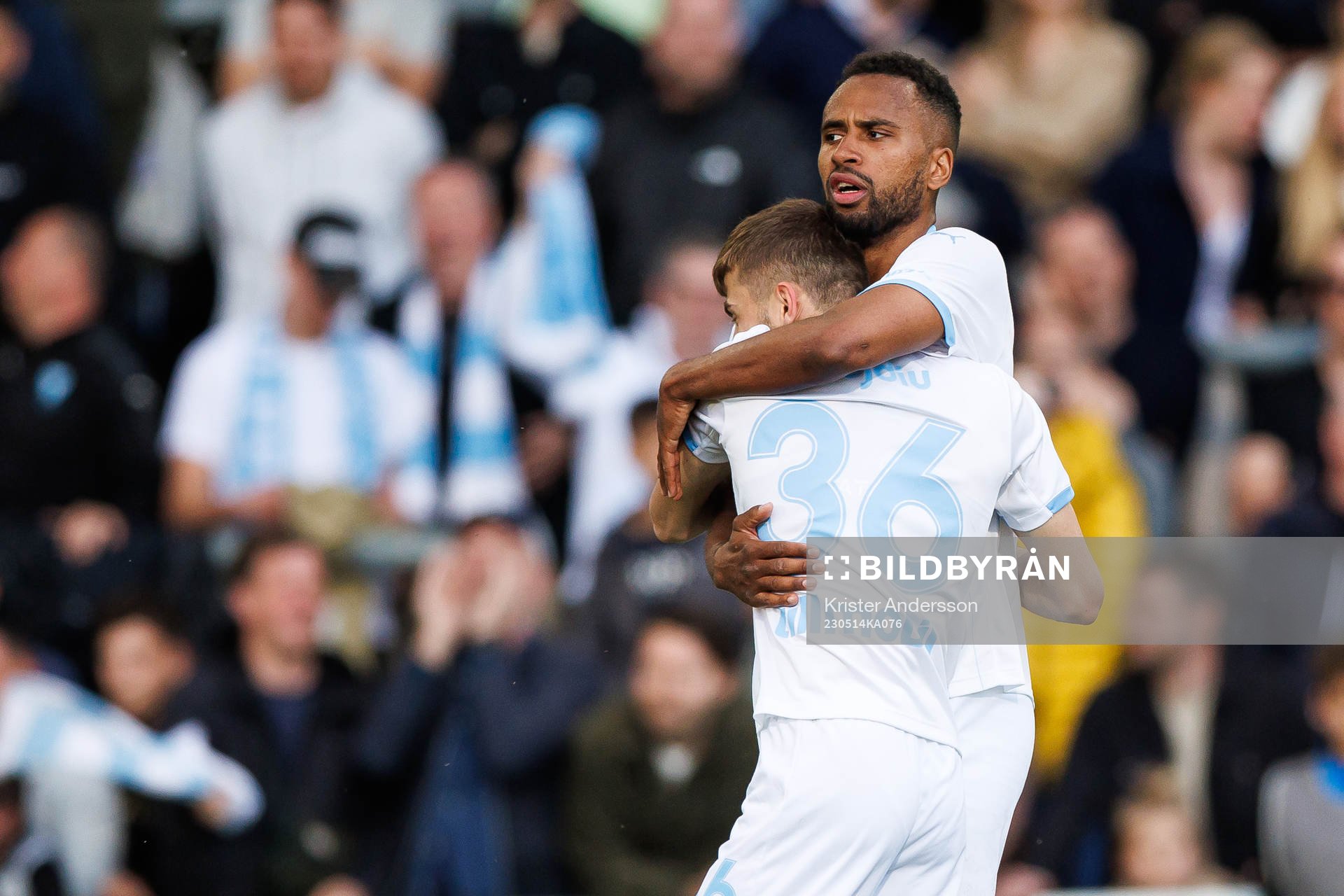Malmö FFs Patriot Sejdiu och Isaac Kiese Thelin jublar