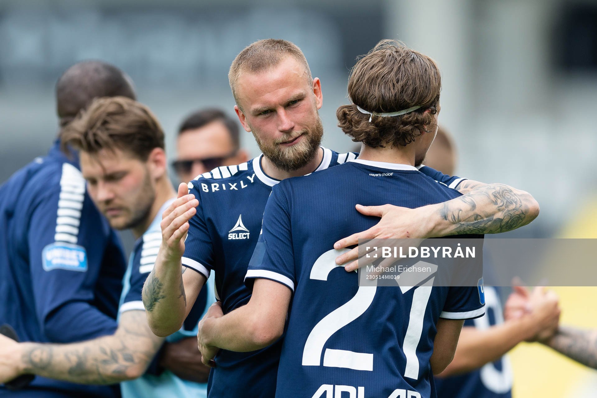 Utsiktens Alexander Faltsetas och Fredrik Martinsson jublar